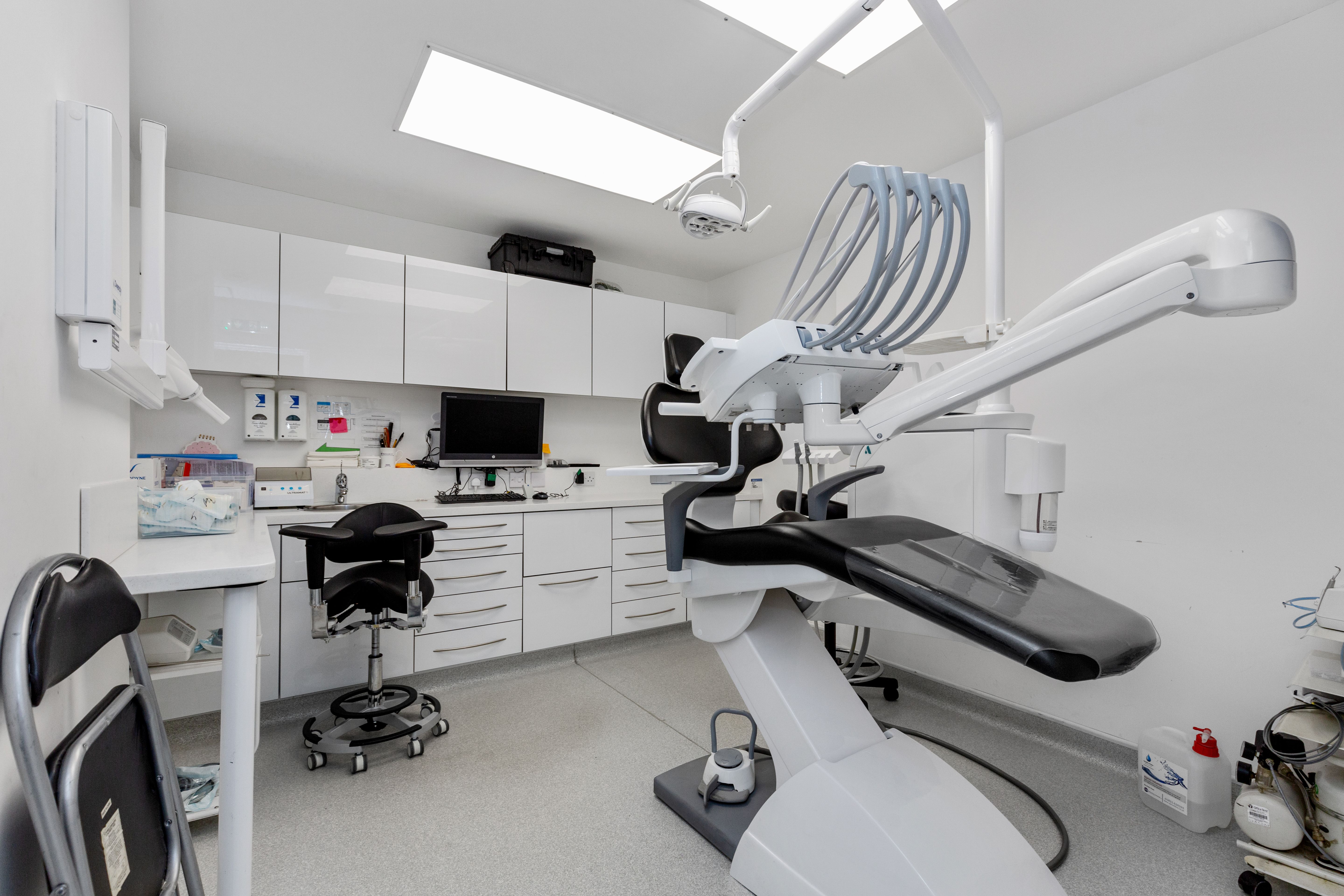 46 Kilburn High Rd, Kilburn, London, NW6 4HJ