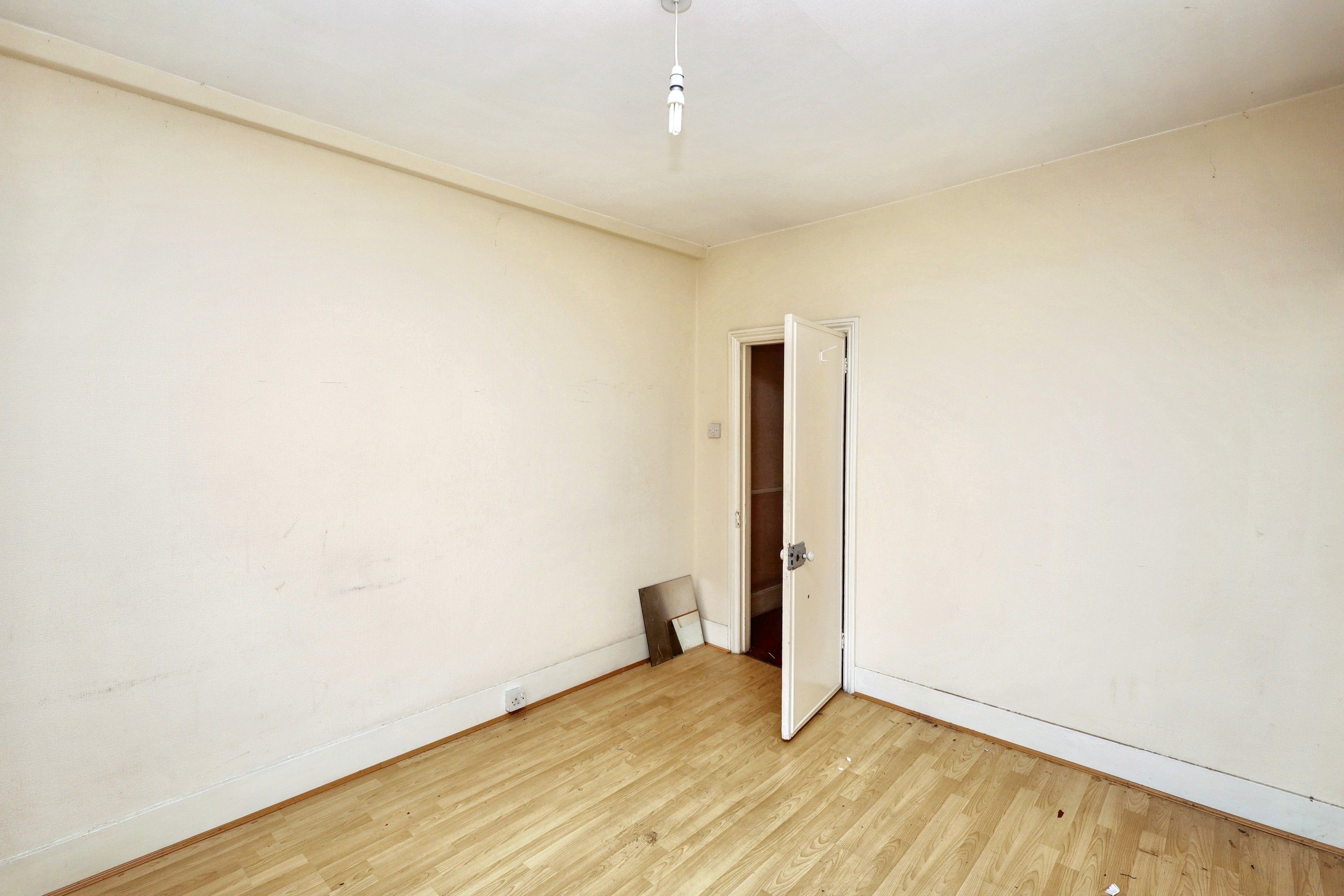 3 West Ella Road, London, NW10 9PT