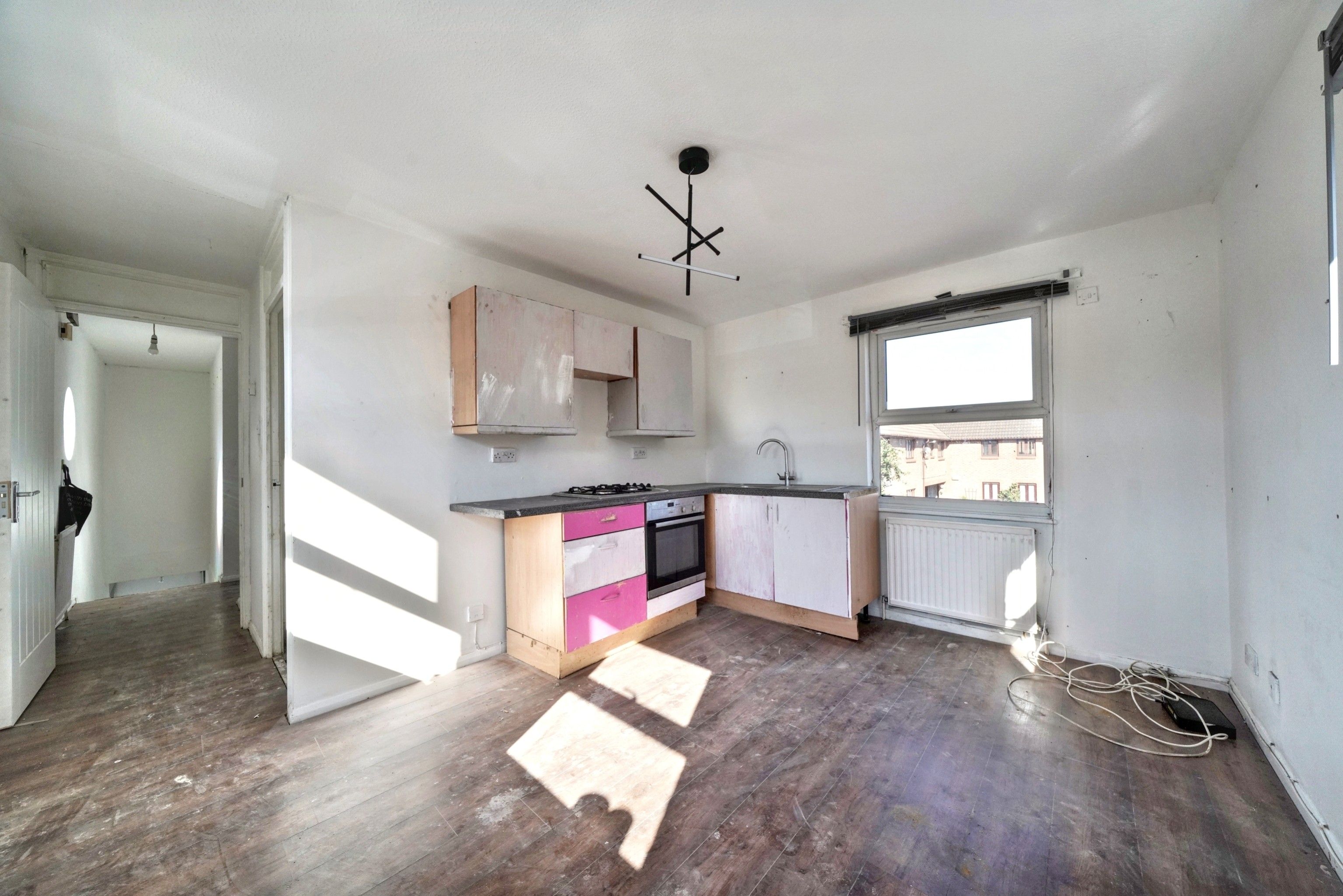 14 Routh Court, Feltham, TW14 8SJ