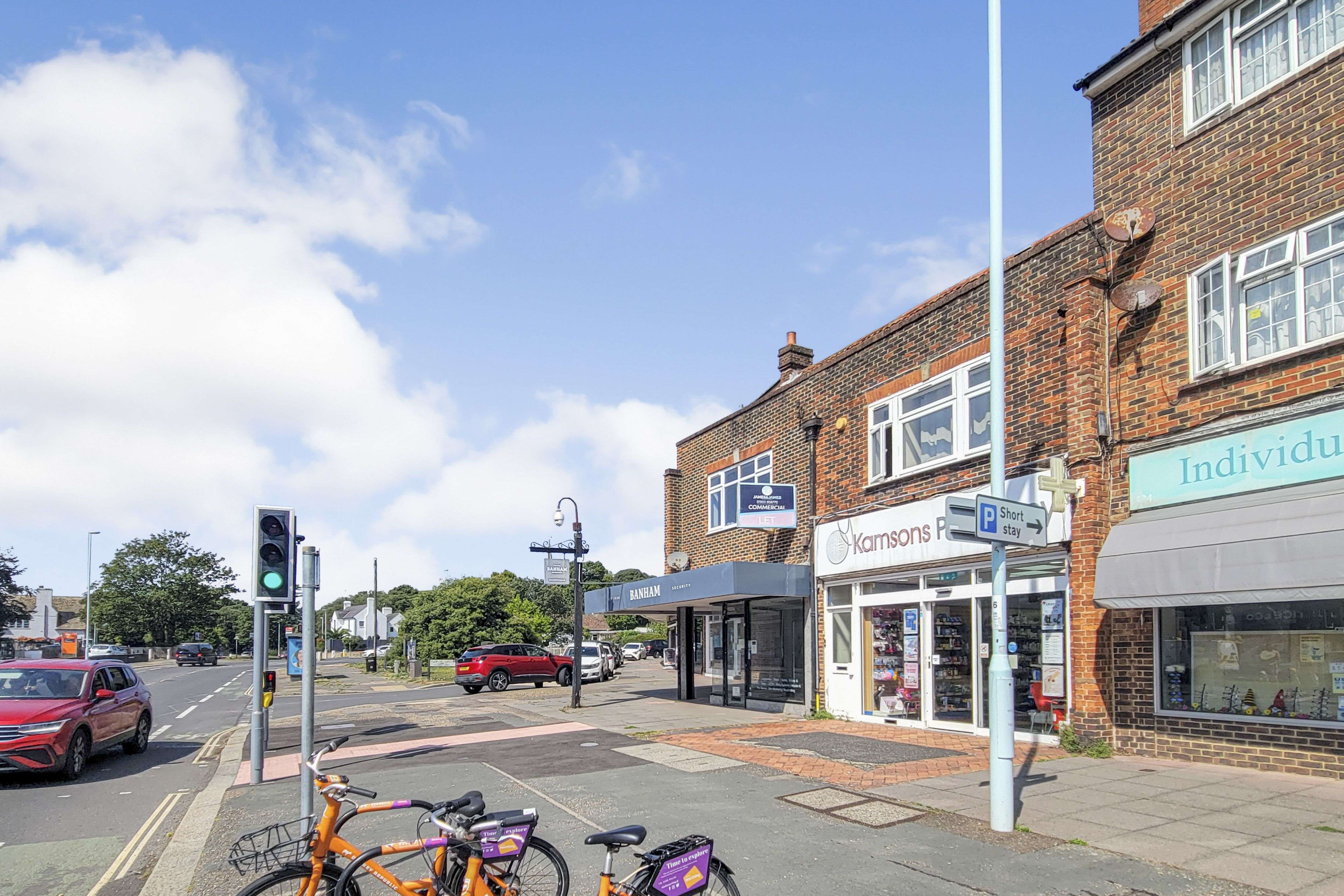 332 Goring Road, Goring by Sea, West Sussex, BN12 4PE