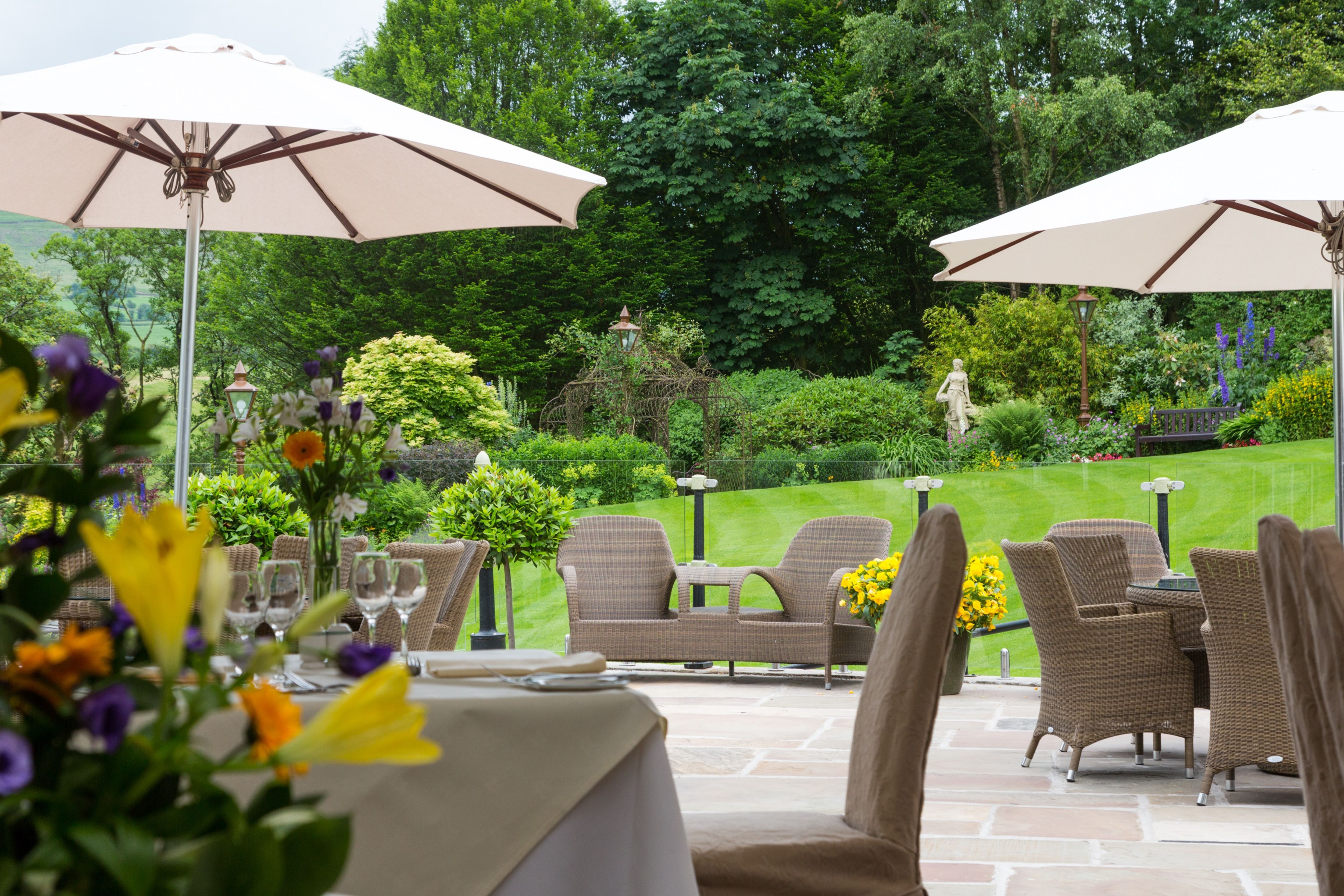 Gibbon Bridge Hotel, Green Lane, Chipping, Preston, PR3 2TQ