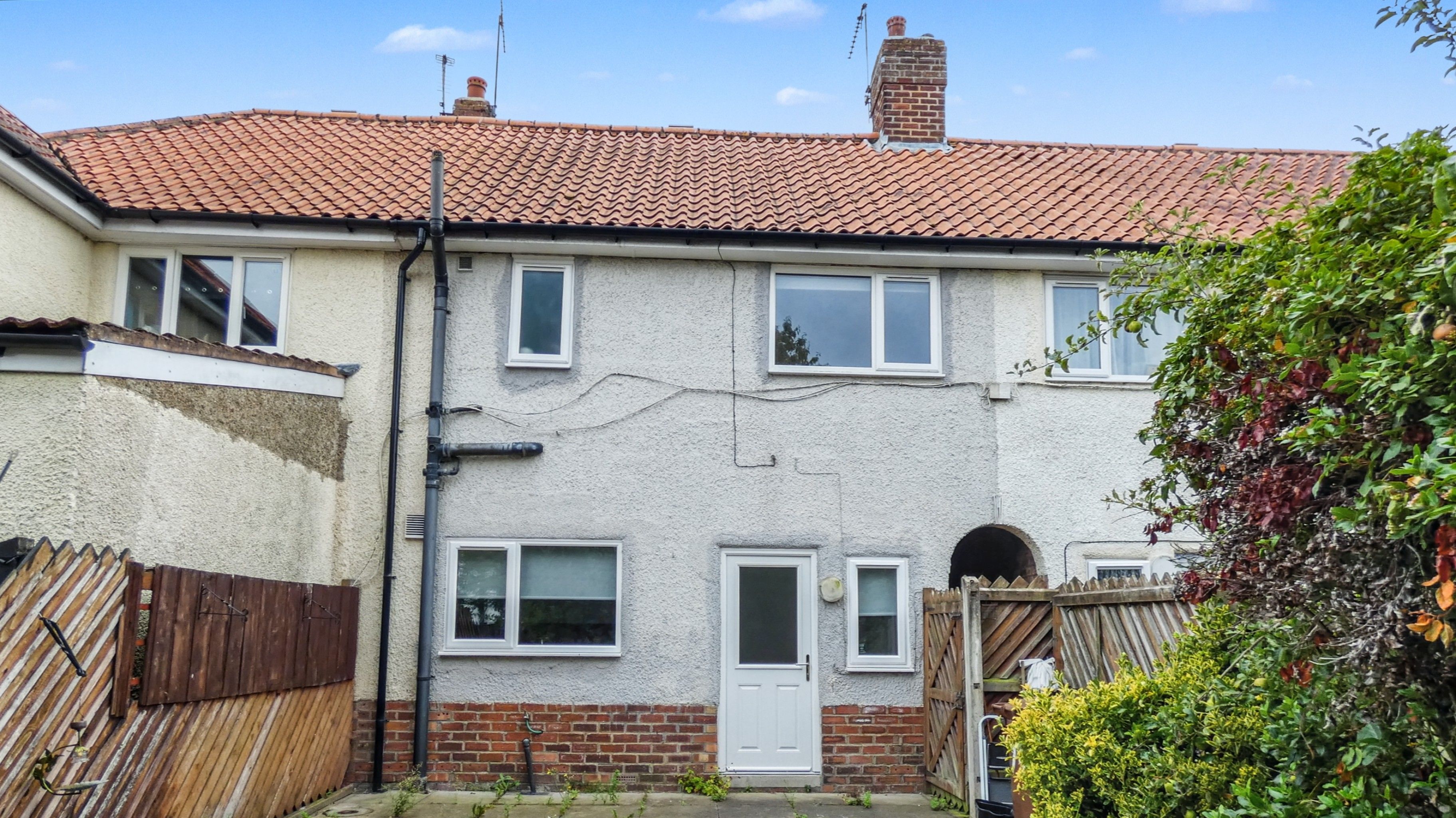 79 Twenty Fourth Avenue, Hull, East Yorkshire, HU6 9LX