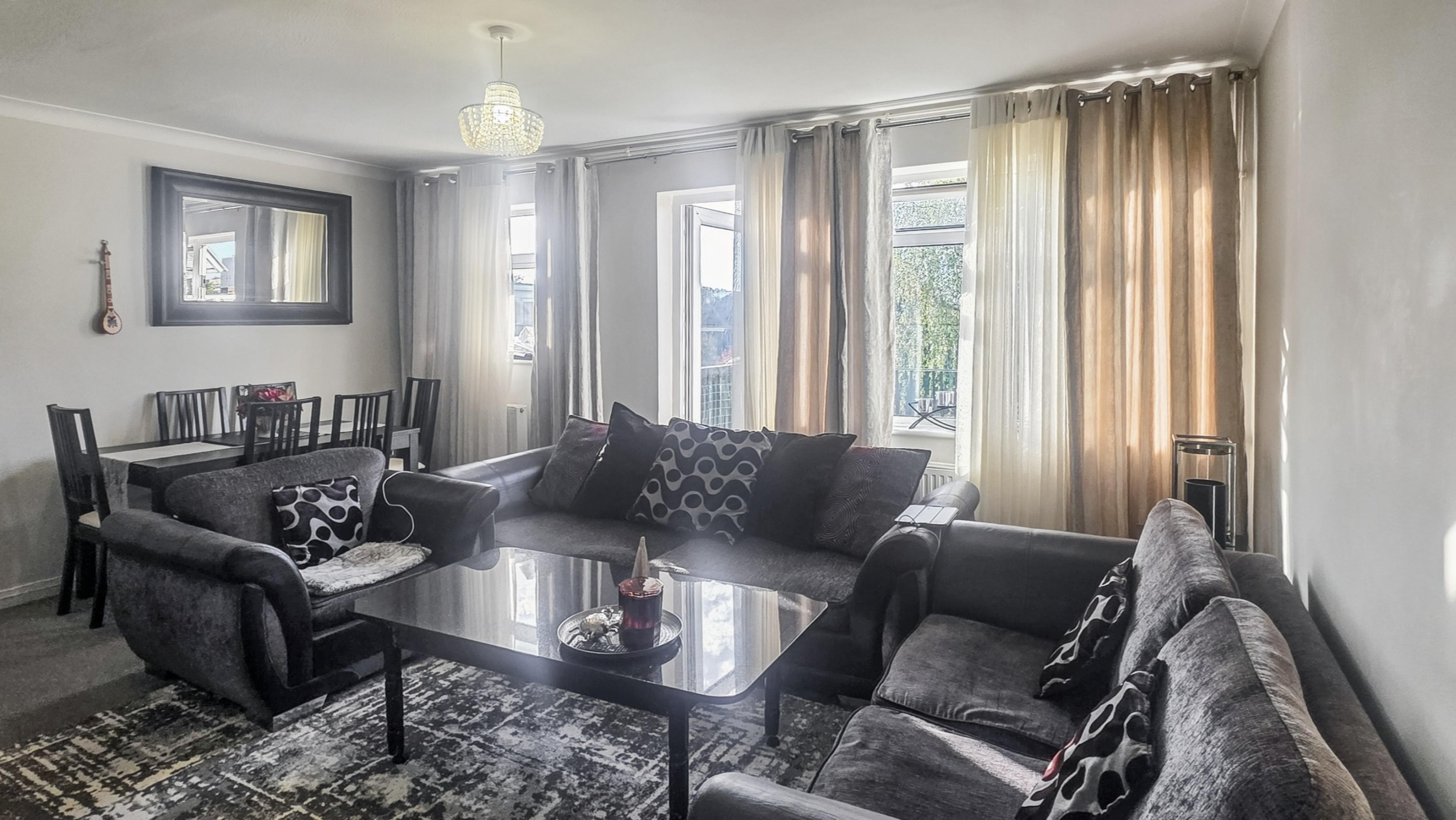 196 Bilsby Lodge, Chalklands, Wembley, Middlesex, HA9 9DY