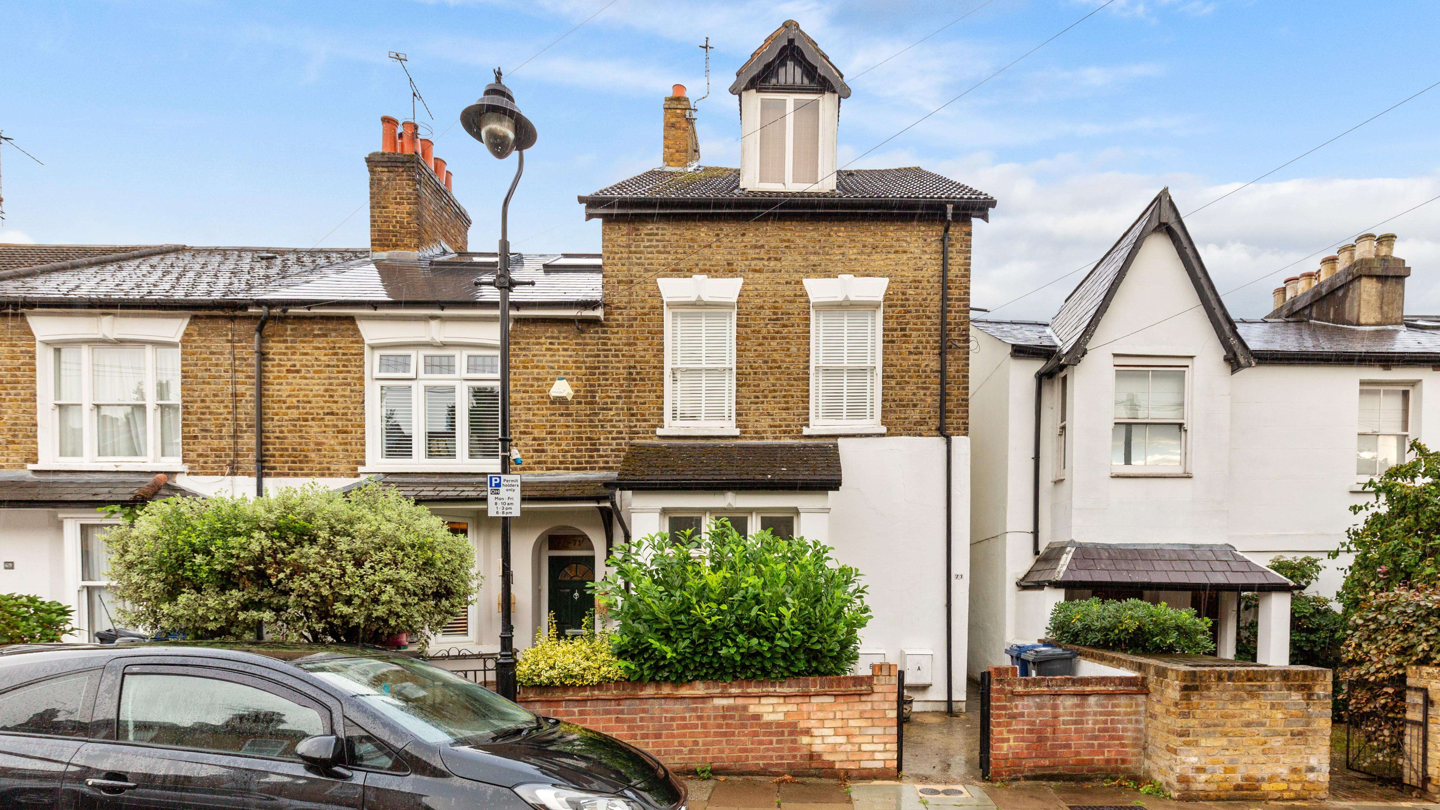 Flat A, 73 Green Lane, Hanwell, London, W7 2PA
