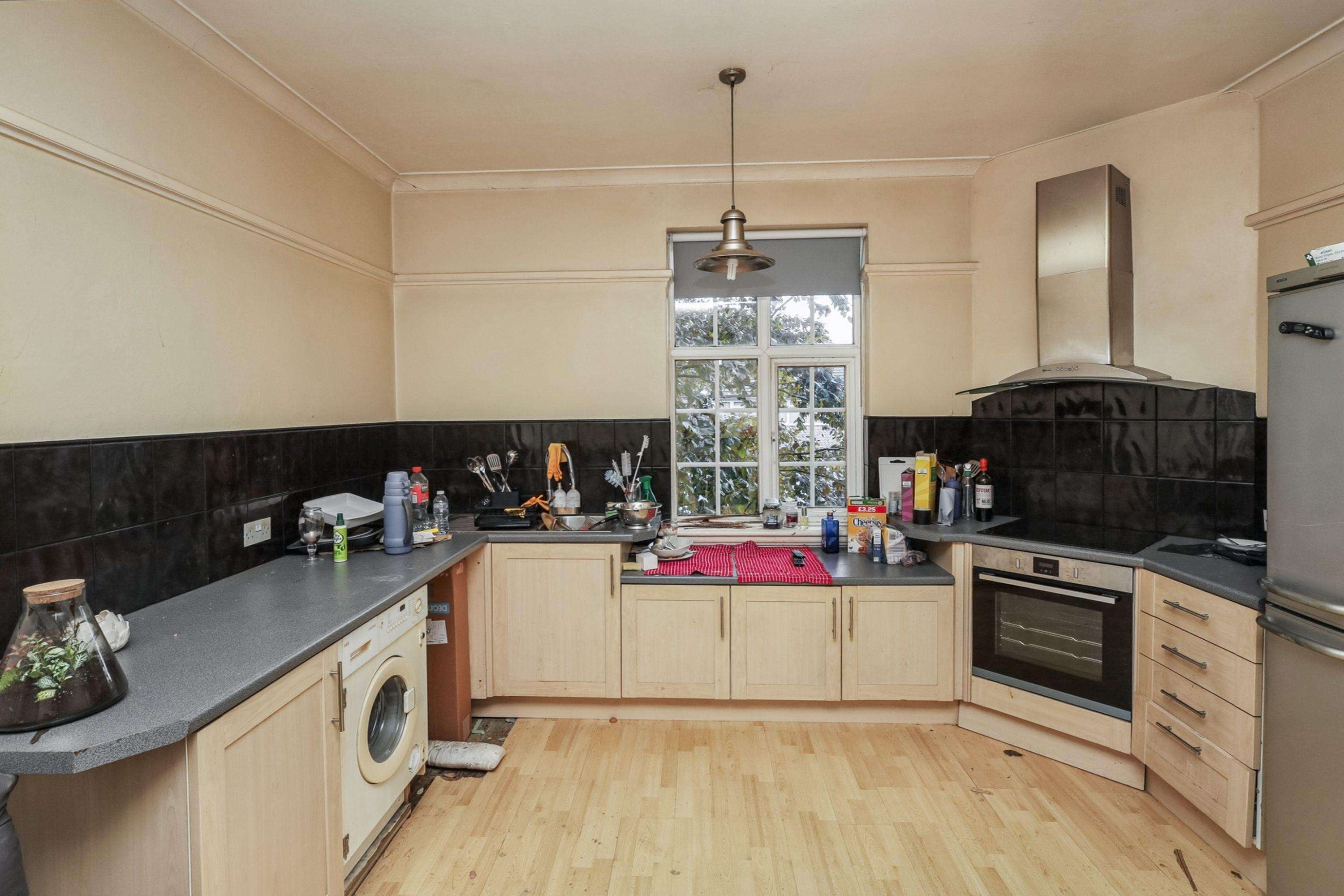 Flat 16 Astra Court East, Astra Close, Hornchurch, Essex, RM12 5NJ