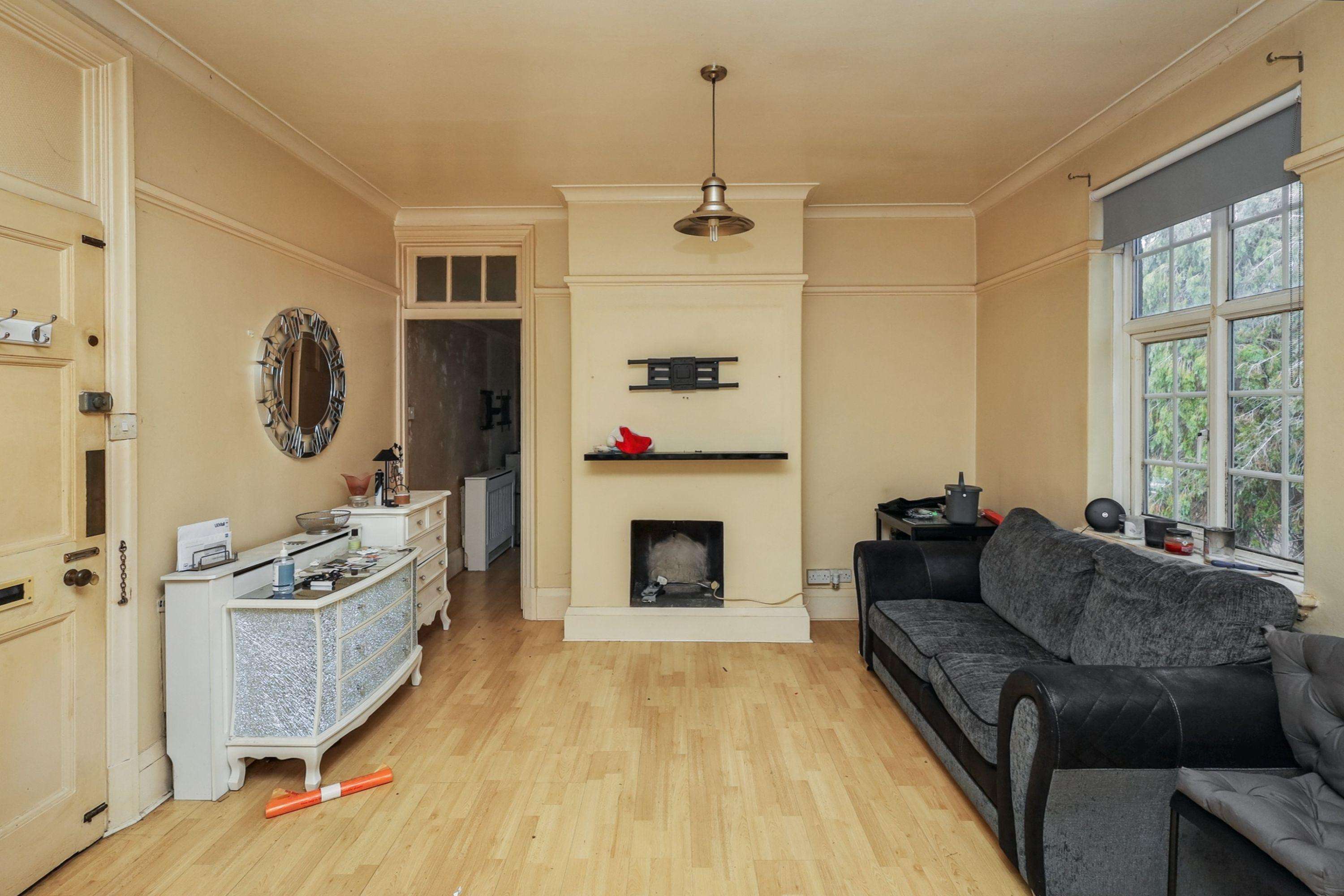 Flat 16 Astra Court East, Astra Close, Hornchurch, Essex, RM12 5NJ