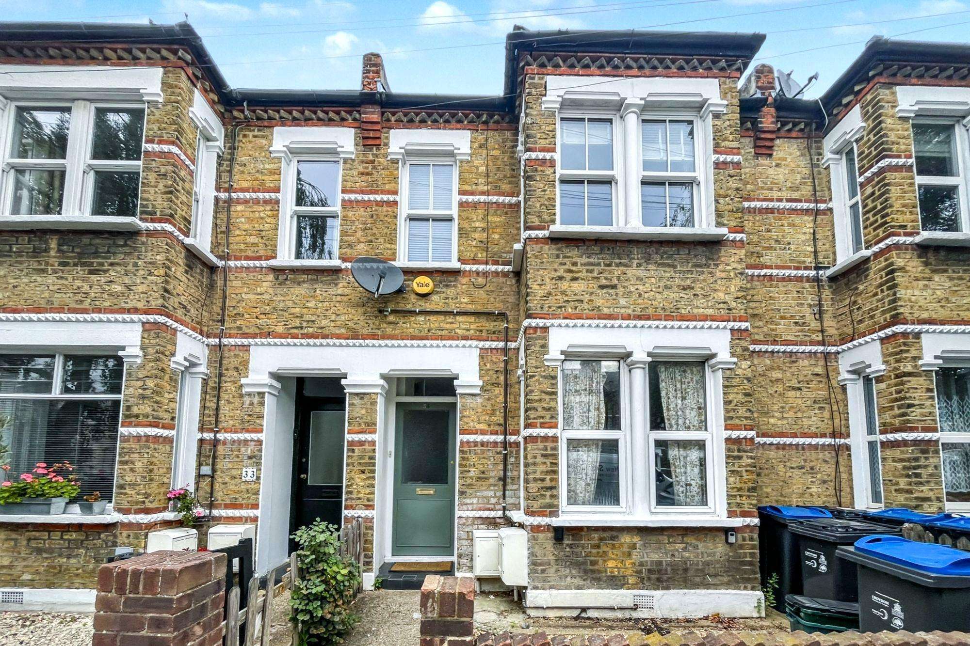 Ground Floor Flat, 35 Ridley Road, Wimbledon, London SW19 1ET