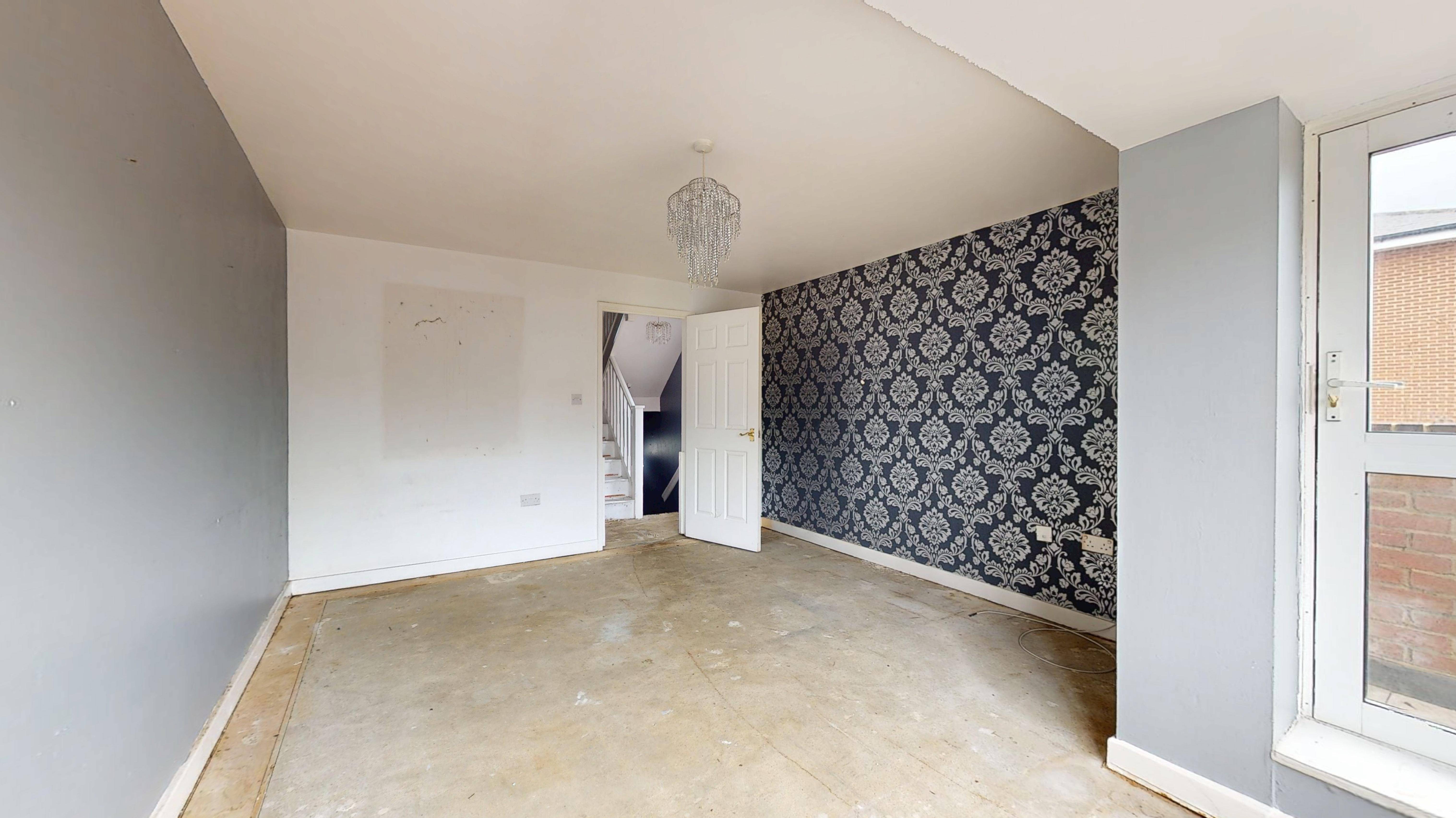 14 Silver Birch Avenue, Chingford, London, E4 8YT