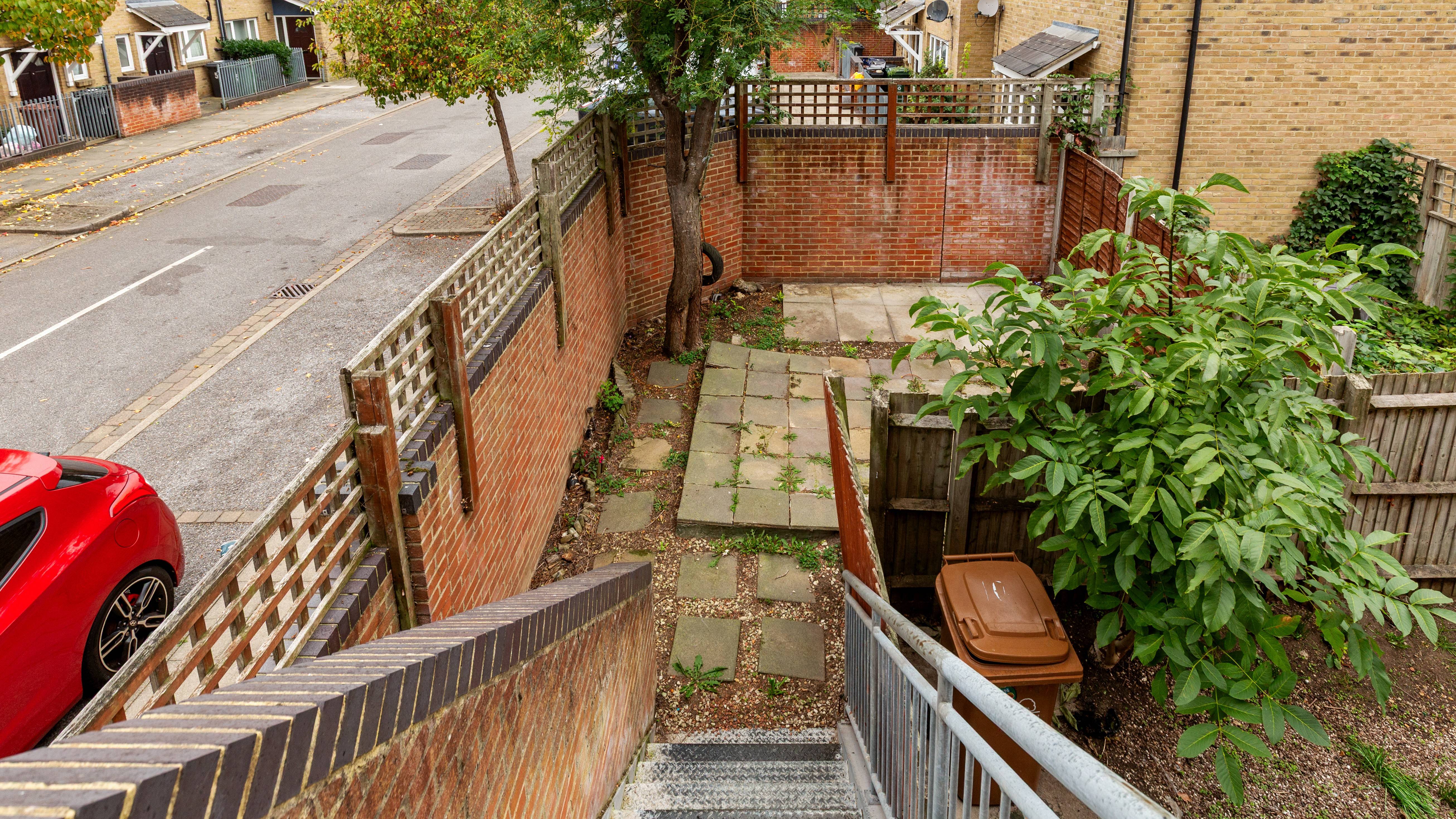 14 Silver Birch Avenue, Chingford, London, E4 8YT