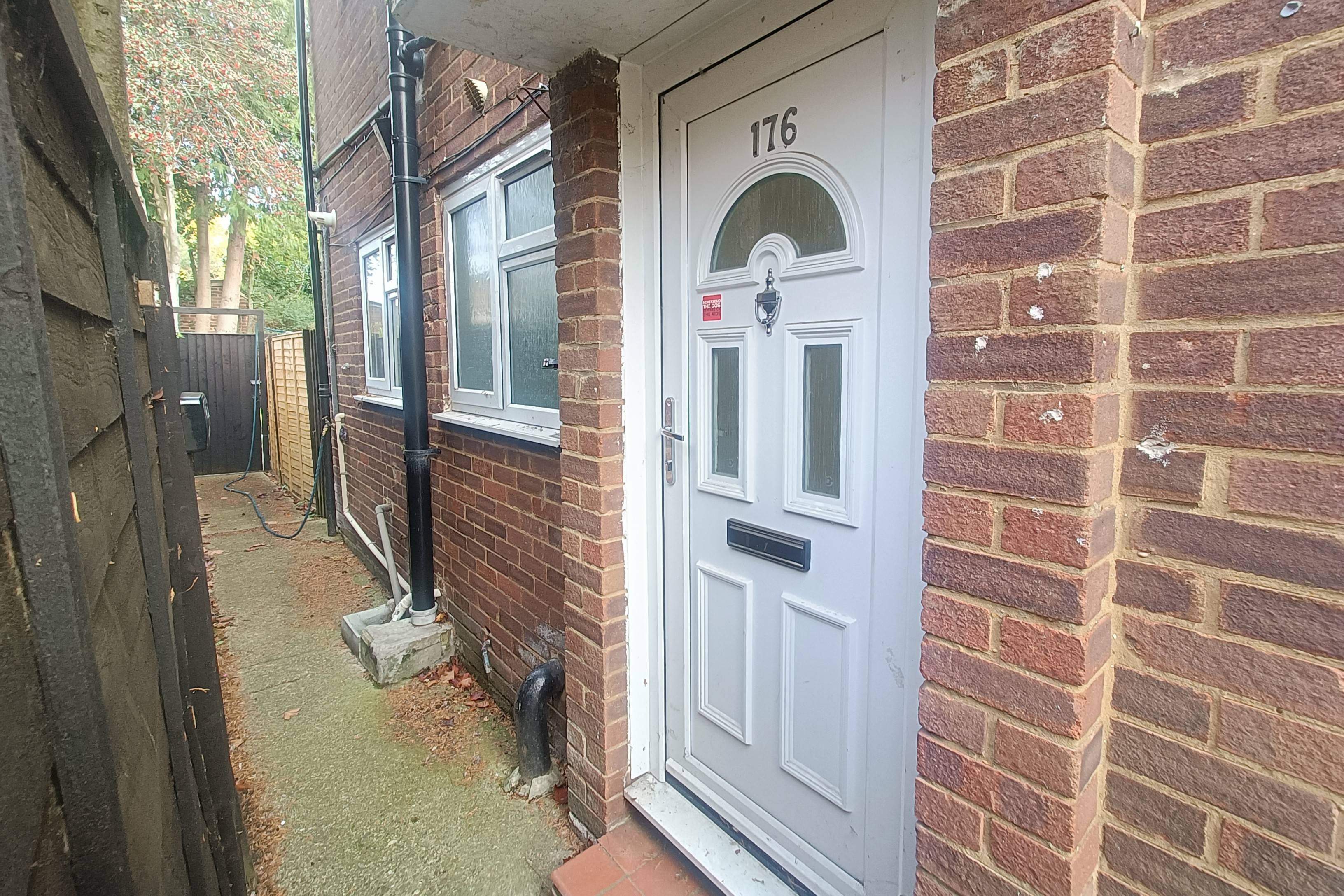 176 Pinewood Green, Iver, Buckinghamshire, SL0 0QJ