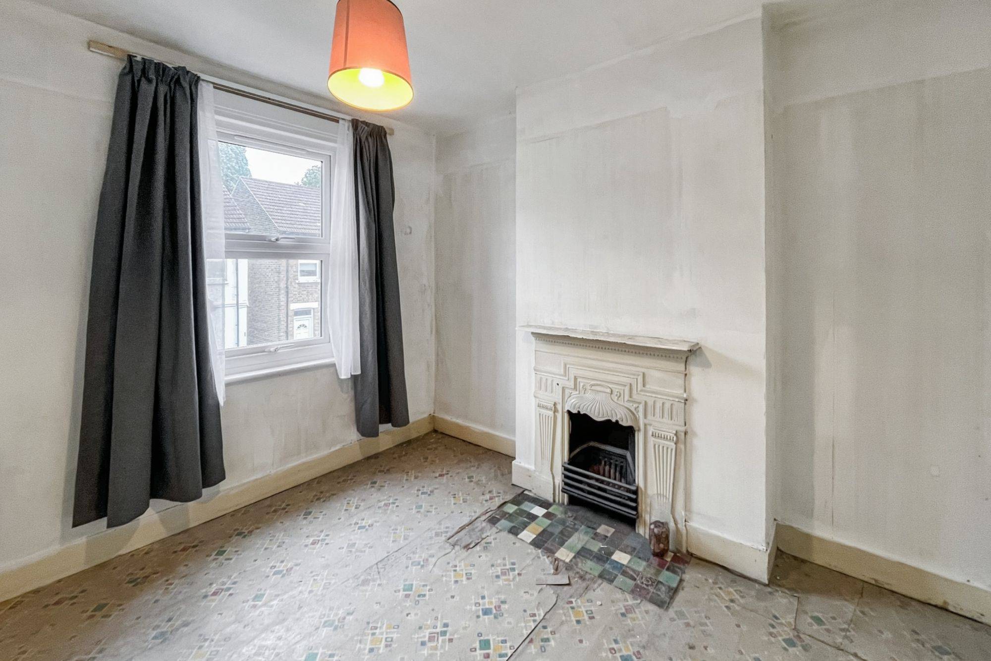 8 Amersham Road, Croydon, Surrey, CR0 2QJ