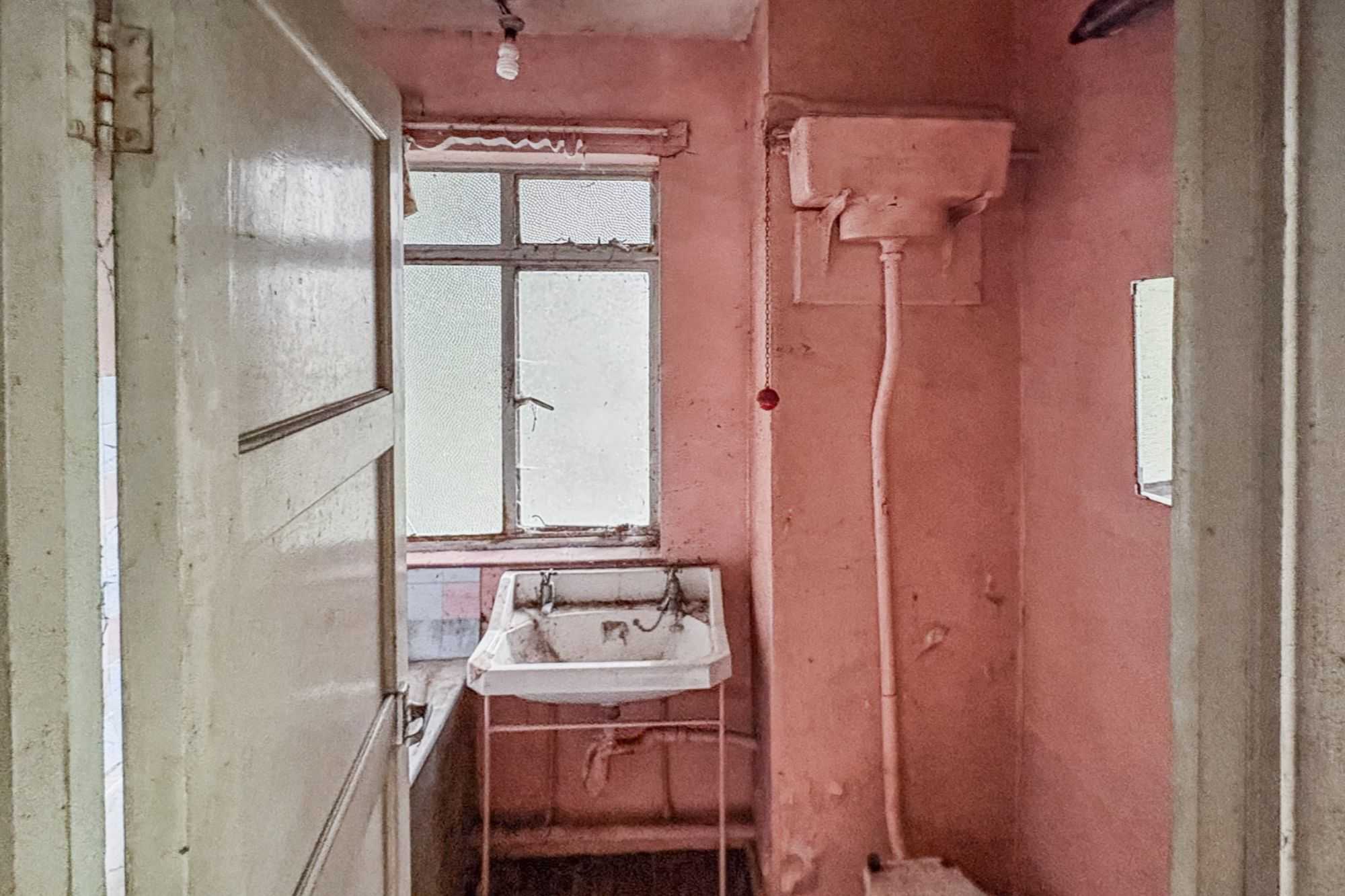 4 Gauden Close, Clapham, London SW4 6LS