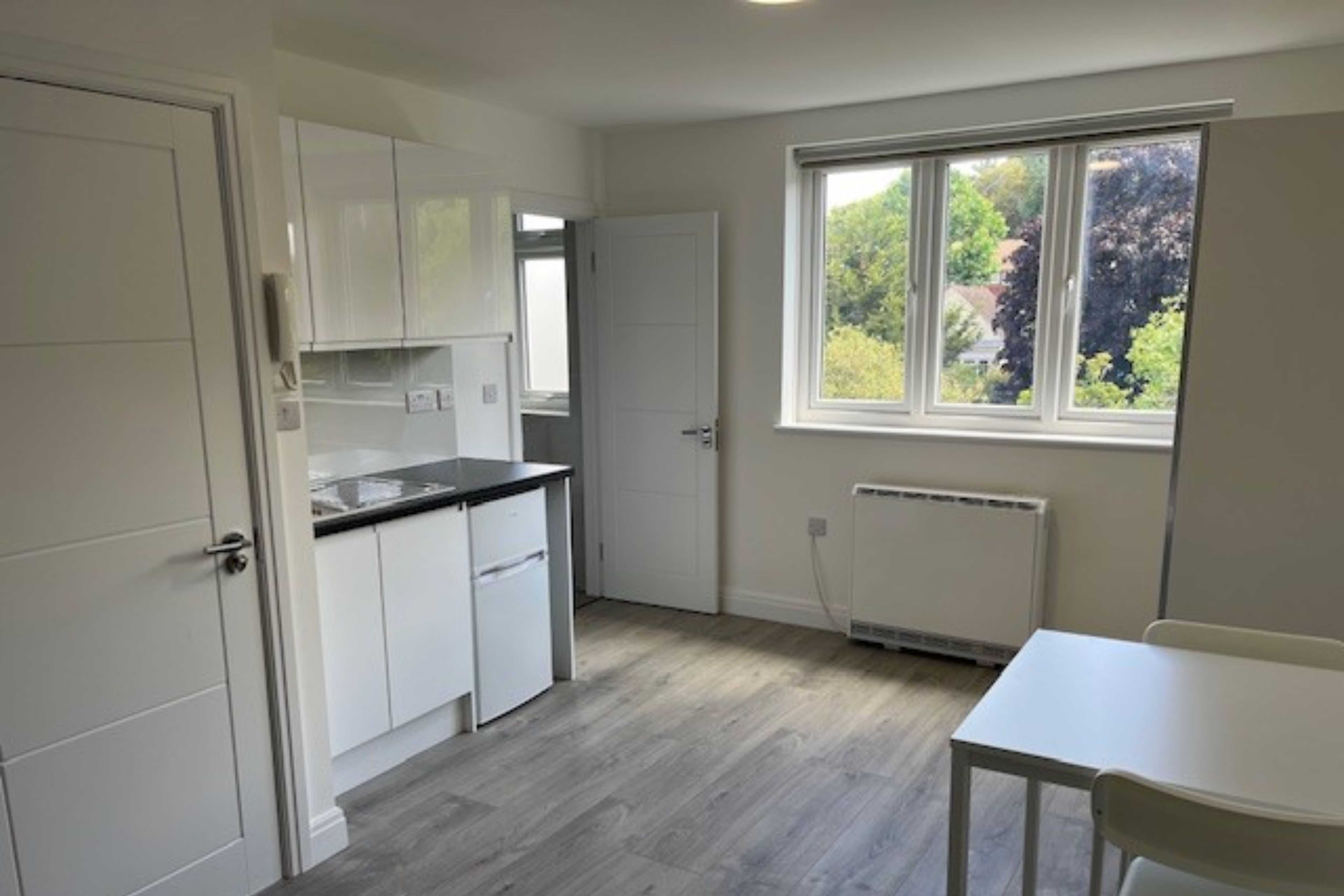24 South Hill Avenue, Harrow, HA2 0NQ