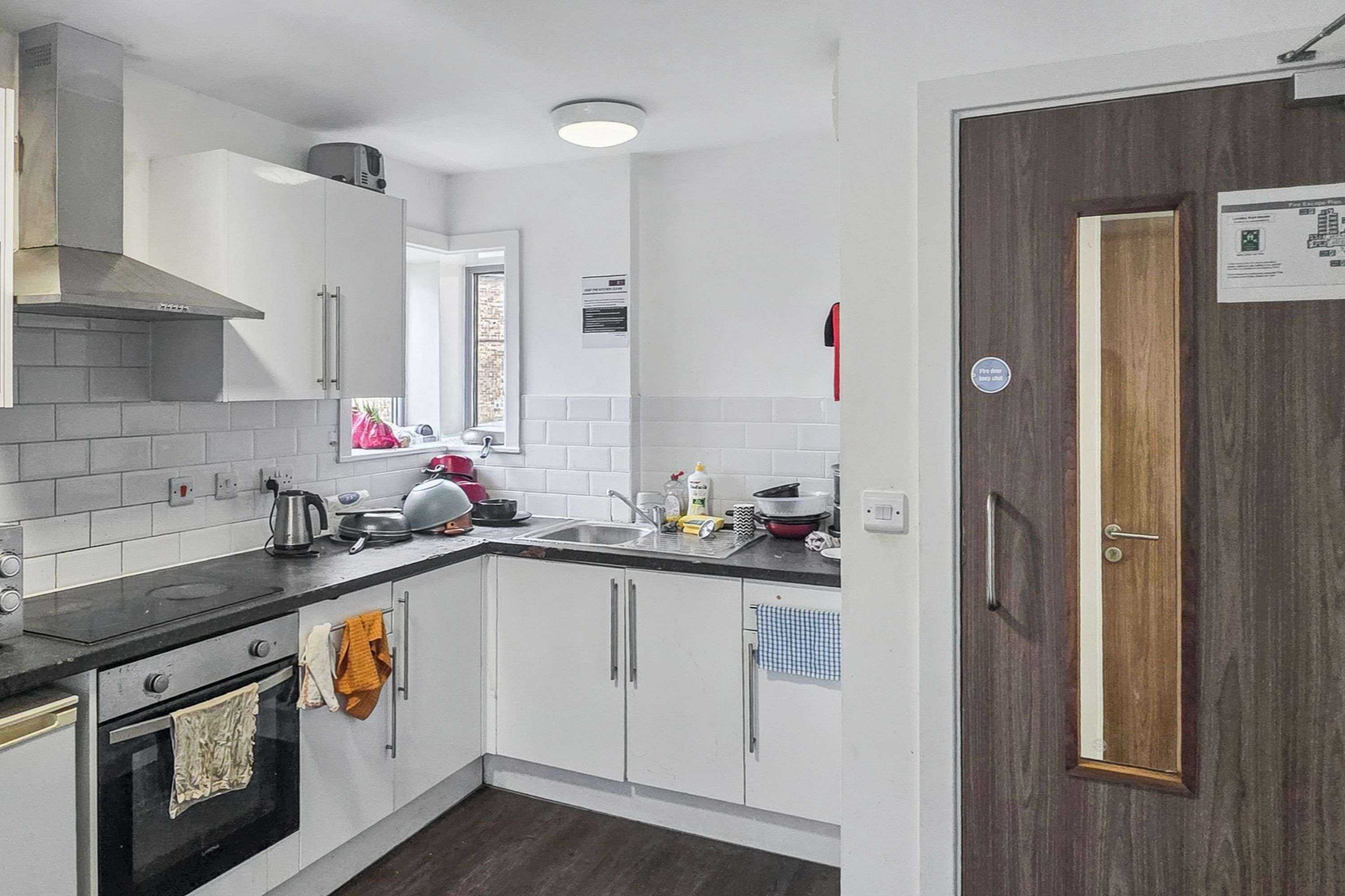 G27, 146-158 Park Street, Luton, LU1 3EY