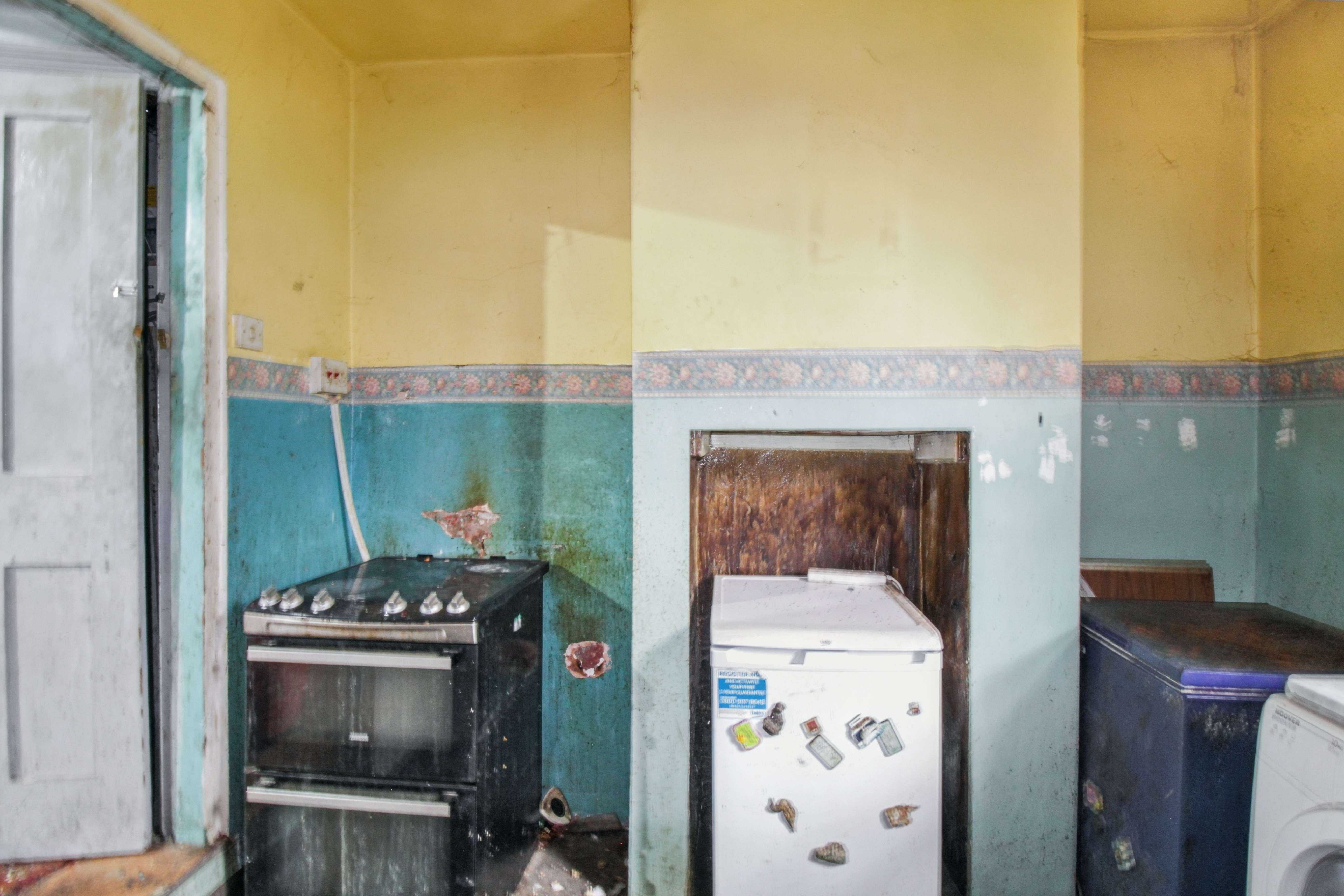 1B Boundary Road, Plaistow, London E13 9PS