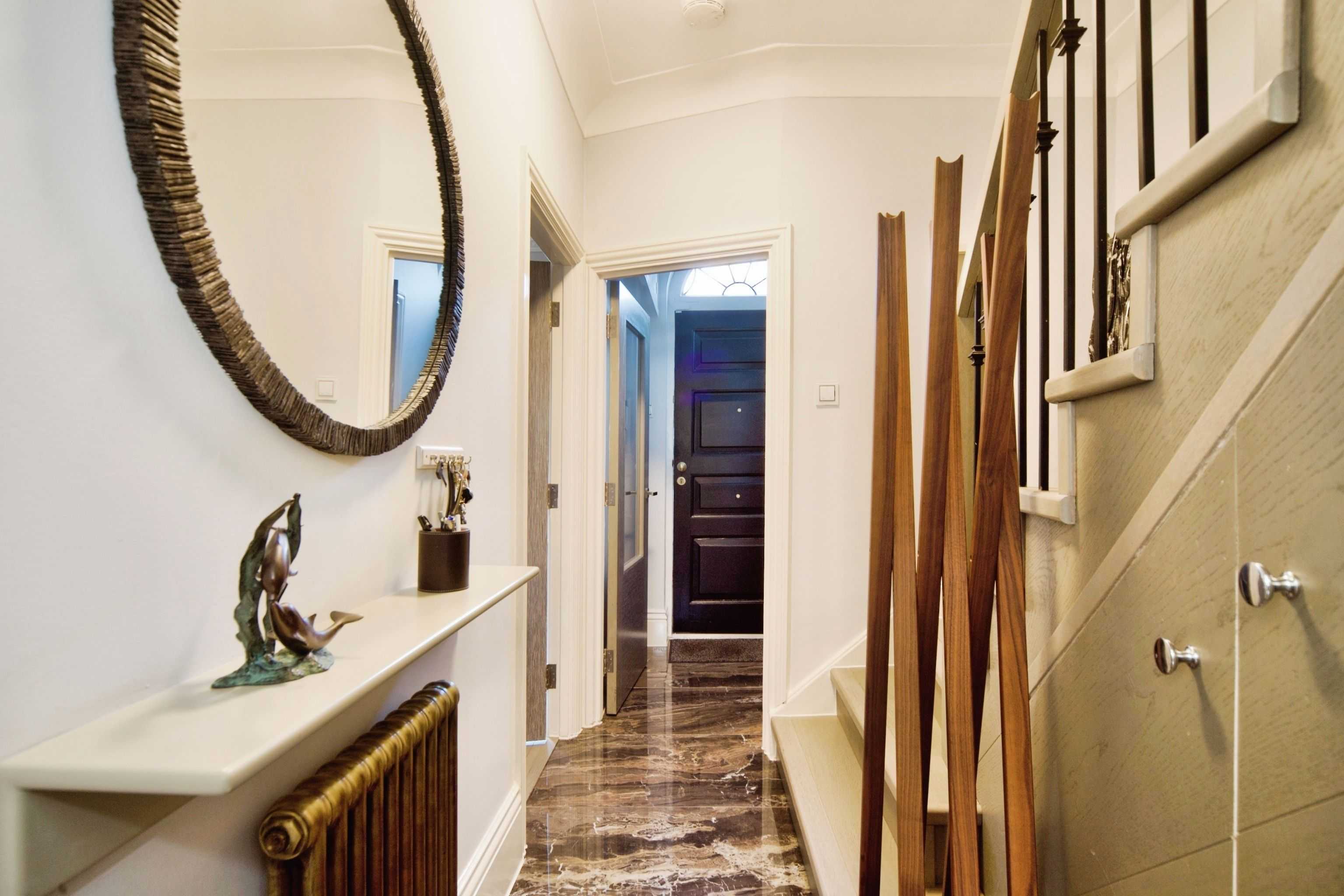 11 Squires Mount, Hampstead, London, NW3 1ED