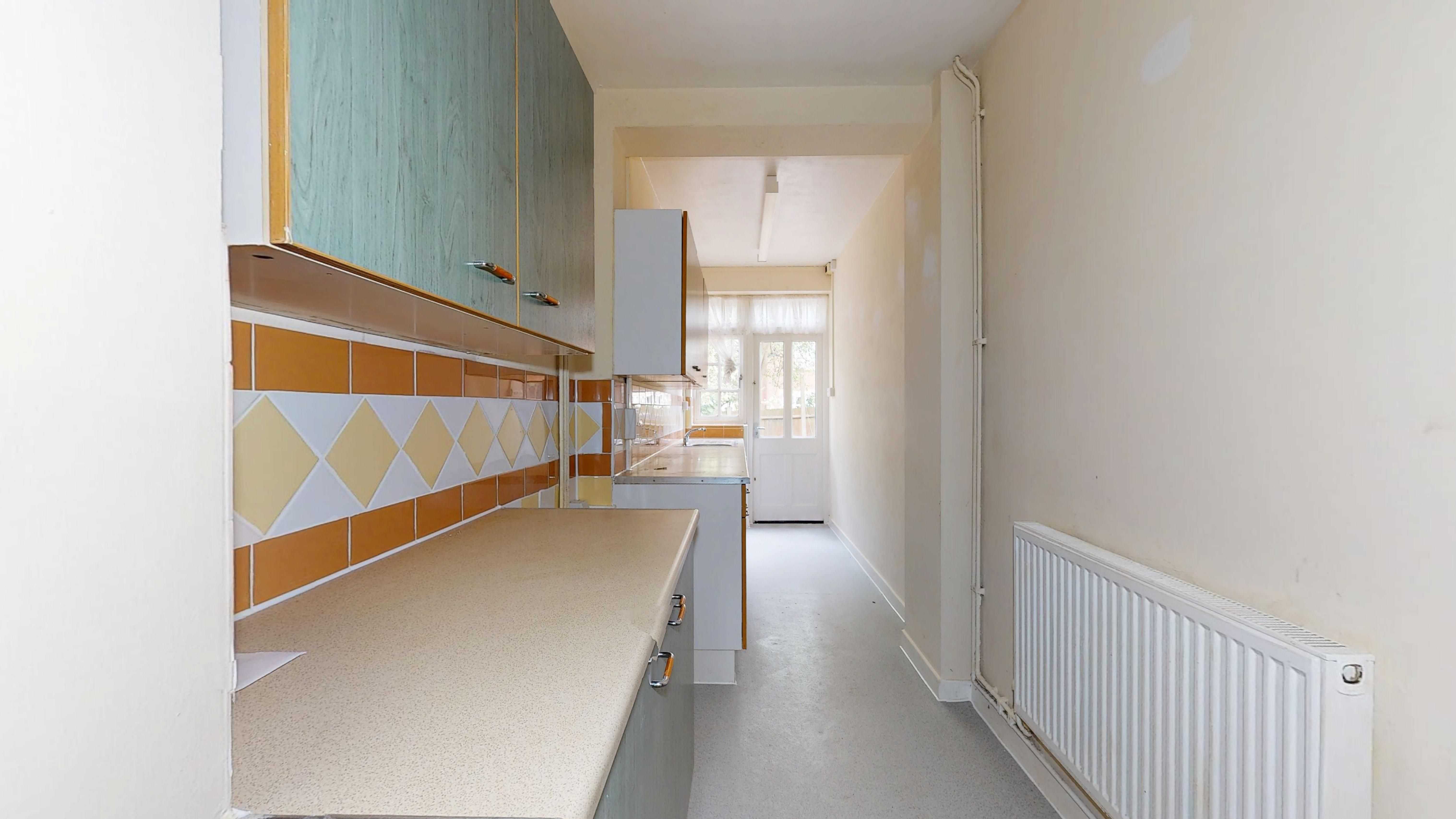 18 Erconwald Street, Acton, London, W12 0BS