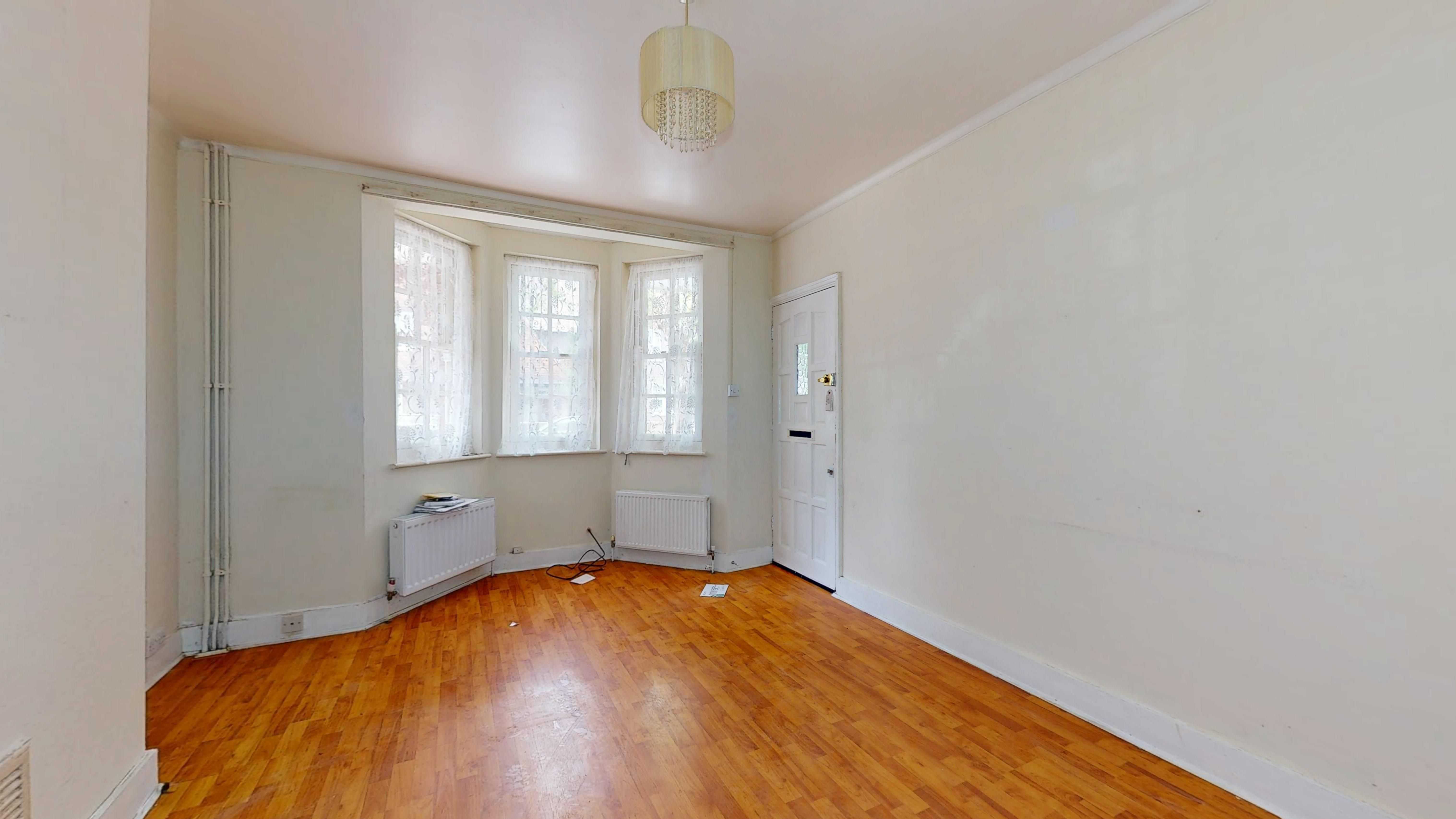 18 Erconwald Street, Acton, London, W12 0BS