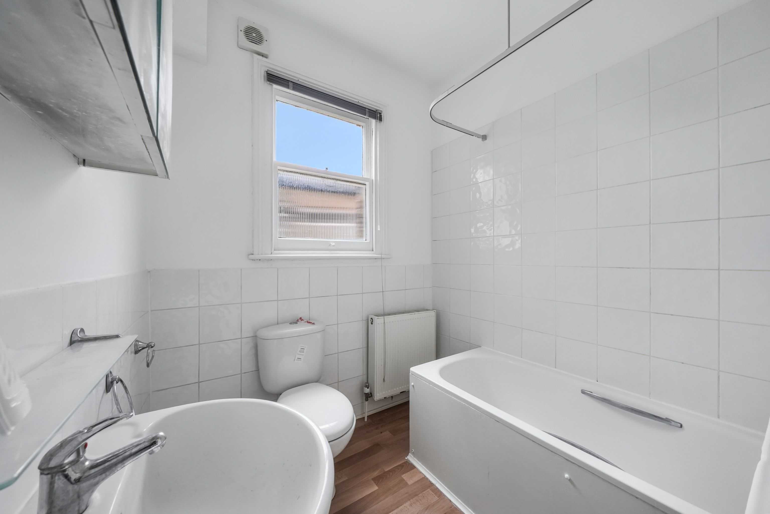 Flat 111 Castellain Mansions, Castellain Road, Maida Vale, London, W9 1HG