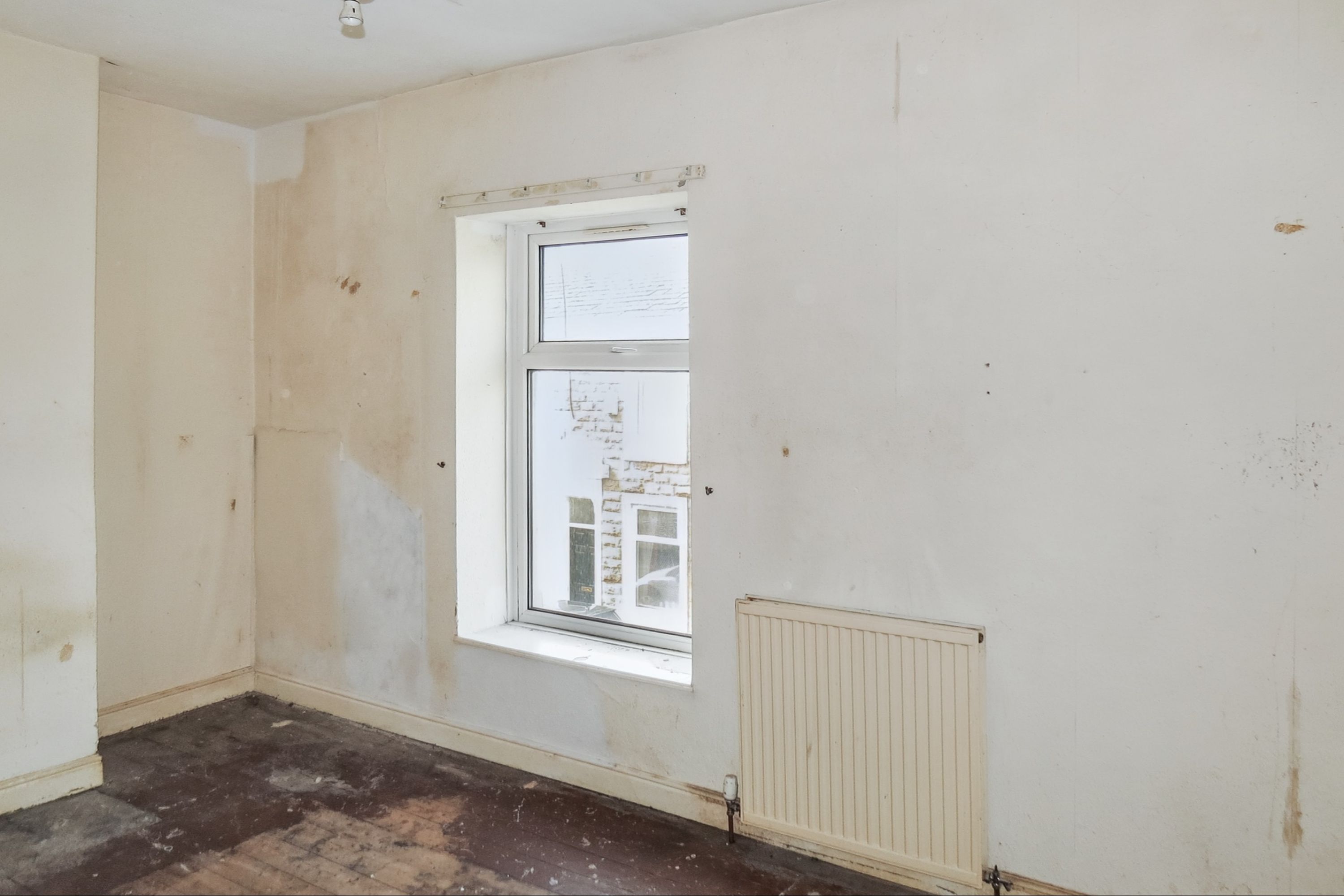 67 Pickup Street, Clayton Le Moors, Lancashire, BB5 5NS