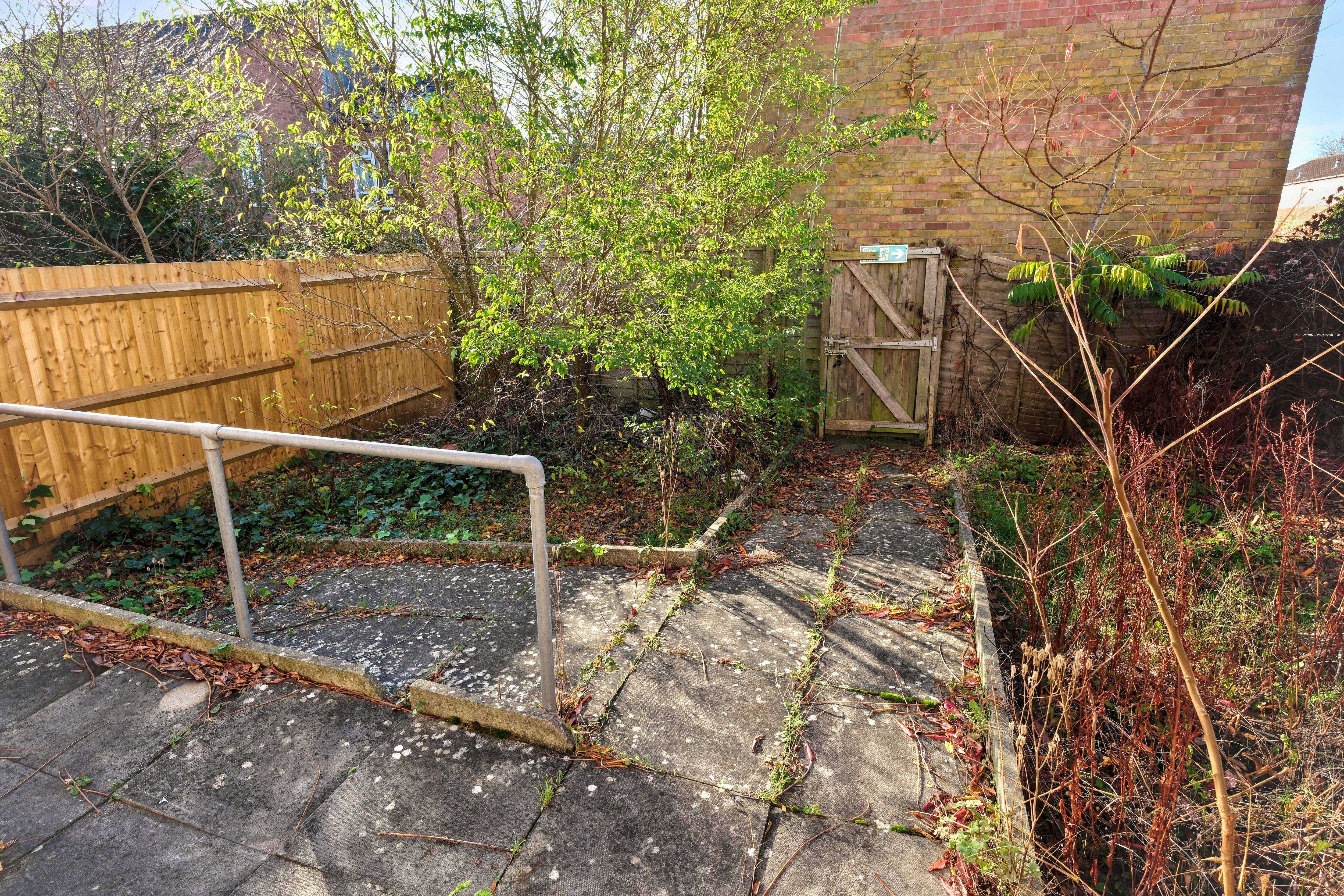 21 Blackheath Crescent, Bradwell Common, Milton Keynes MK13 8AD