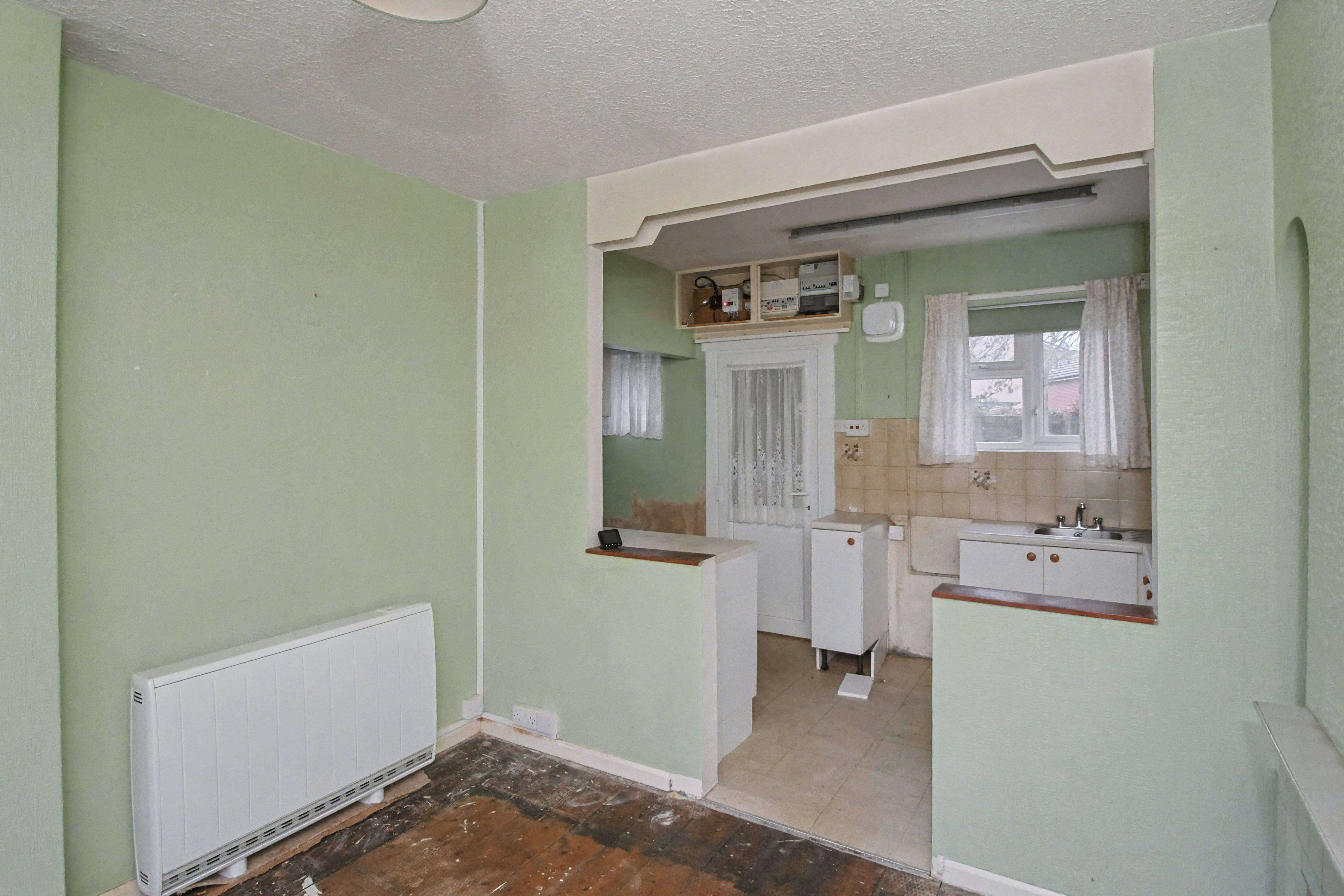 2 The Crescent, Pewsey, Wiltshire, SN9 5DP