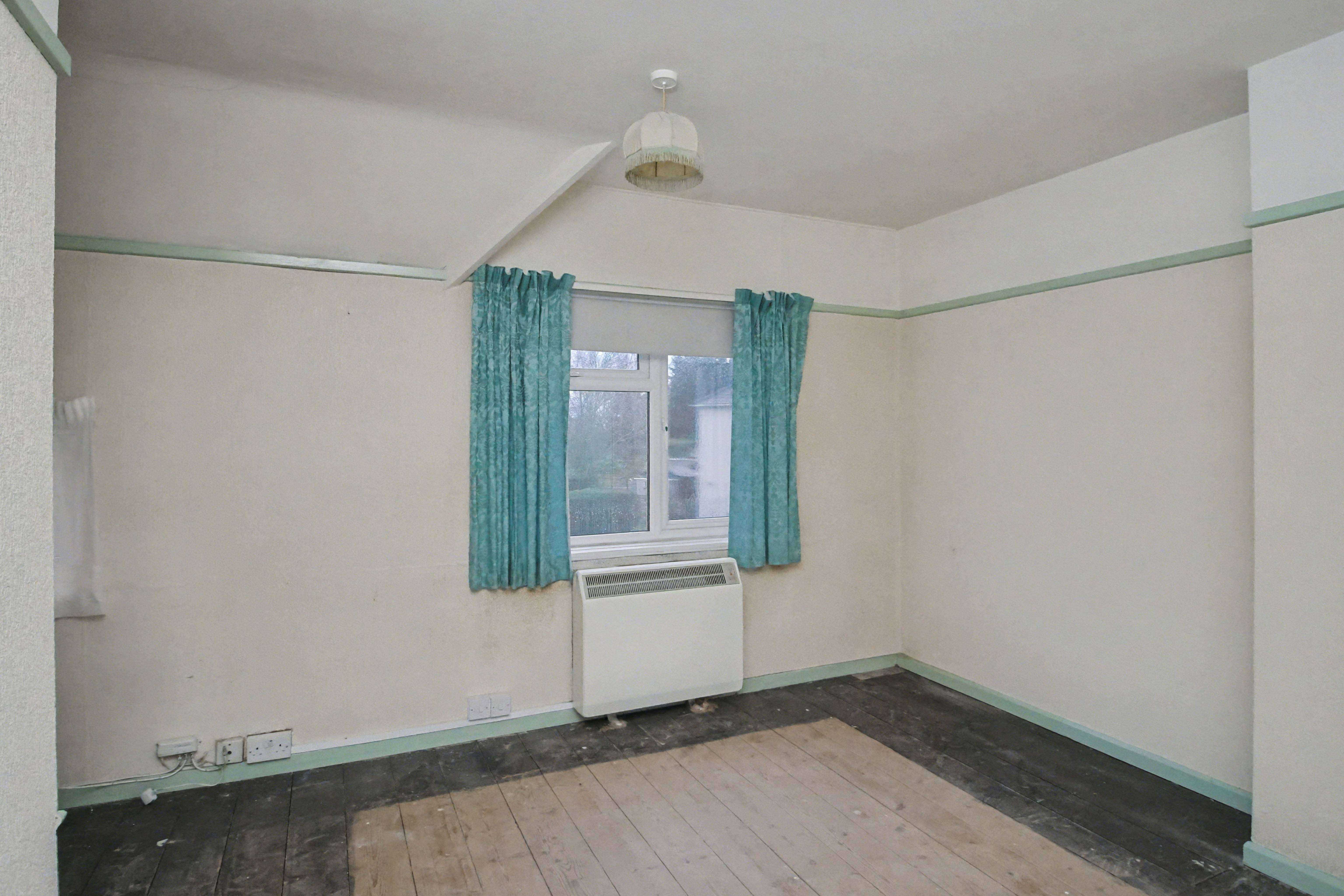 2 The Crescent, Pewsey, Wiltshire, SN9 5DP