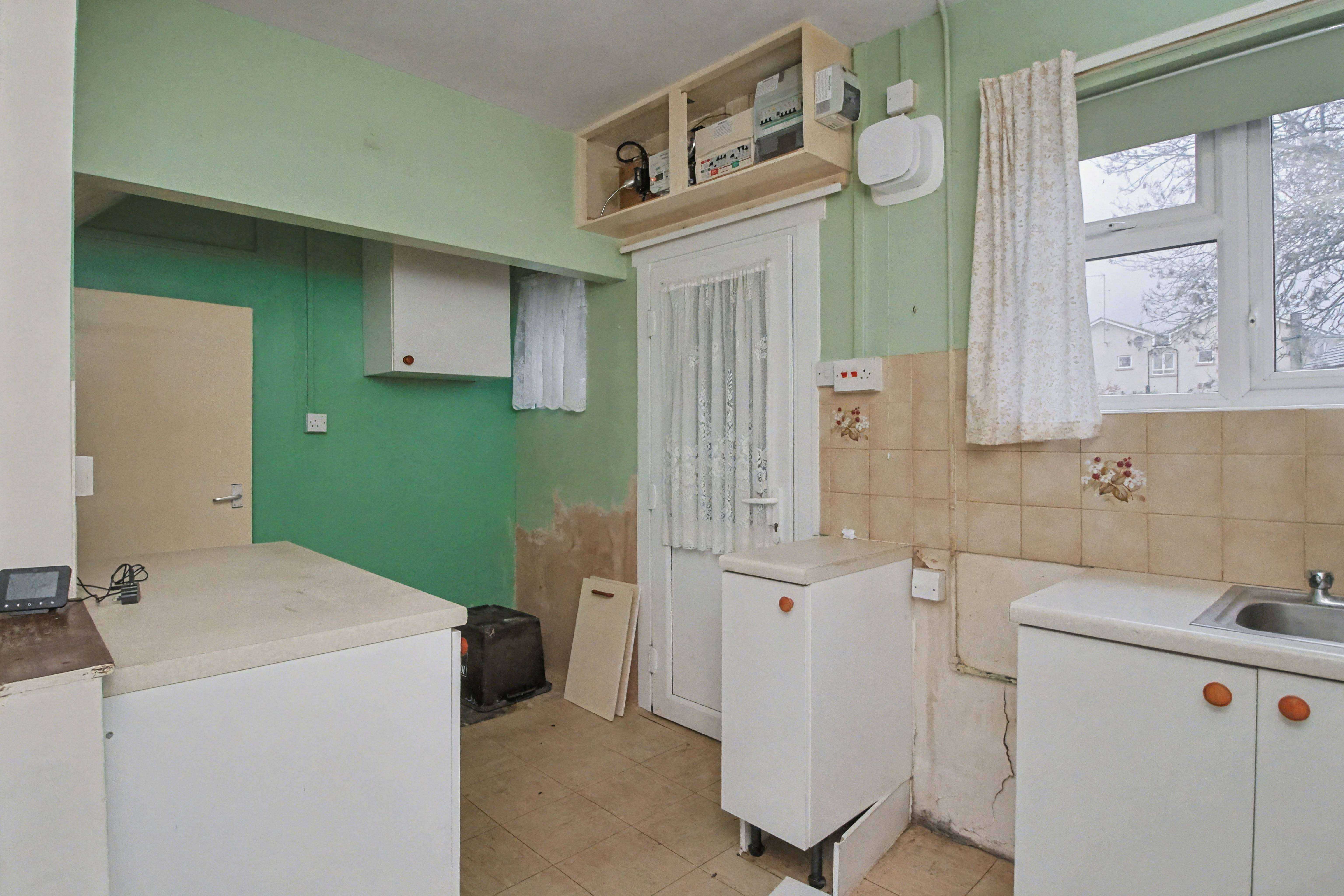 2 The Crescent, Pewsey, Wiltshire, SN9 5DP