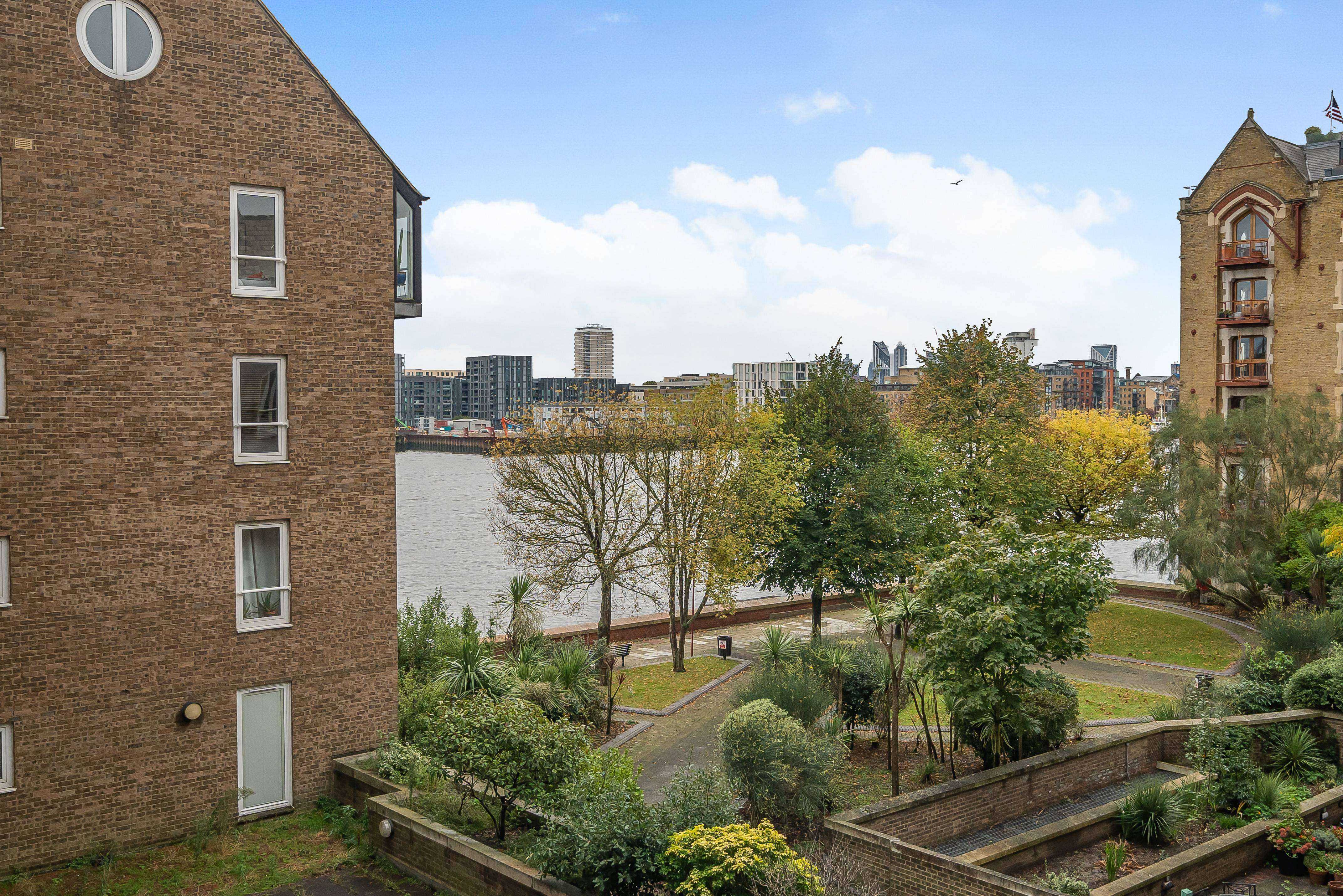 Flat 20, 74 Wapping High Street, Wapping, London, E1W 2NP
