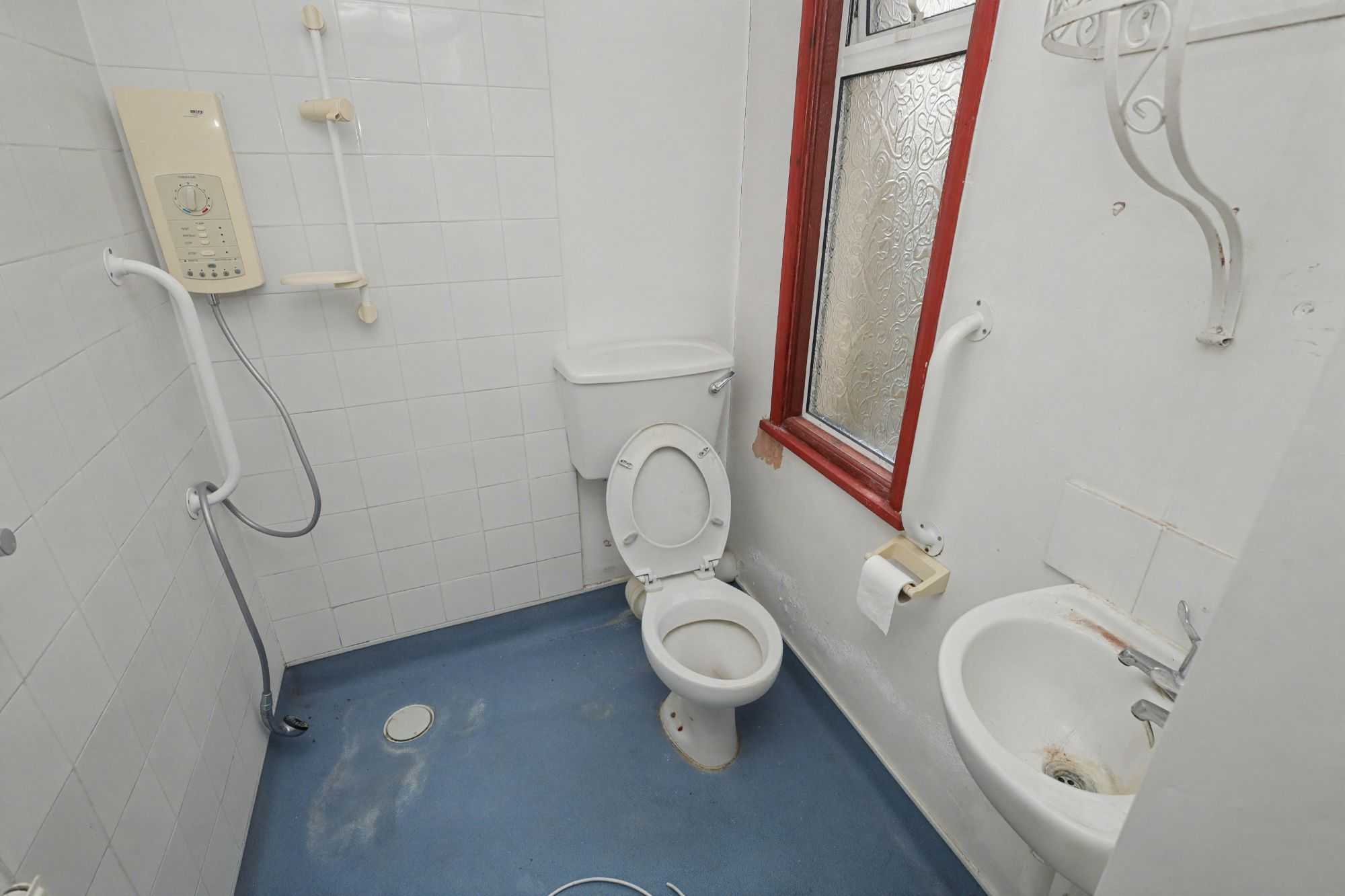 37 Redfern Road, Harlesden, London NW10 9LA