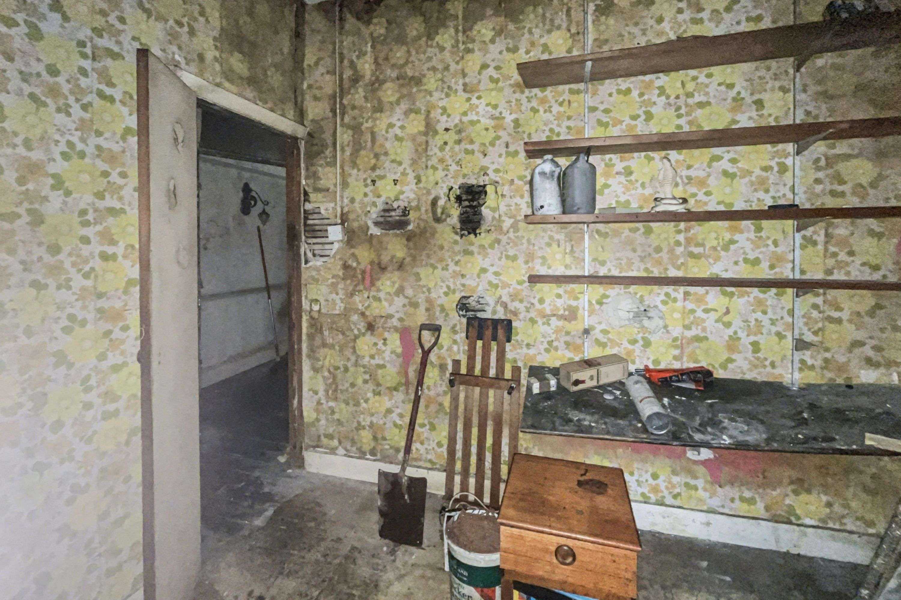 16 Strathville Road, Earlsfield, London, SW18 4QZ