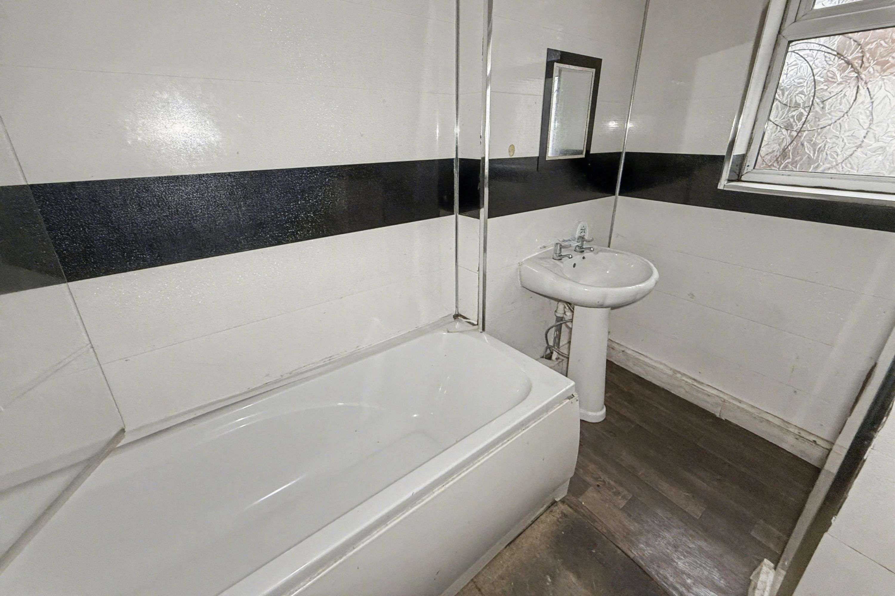 90 Oxford Road, Hartlepool, TS25 5SA