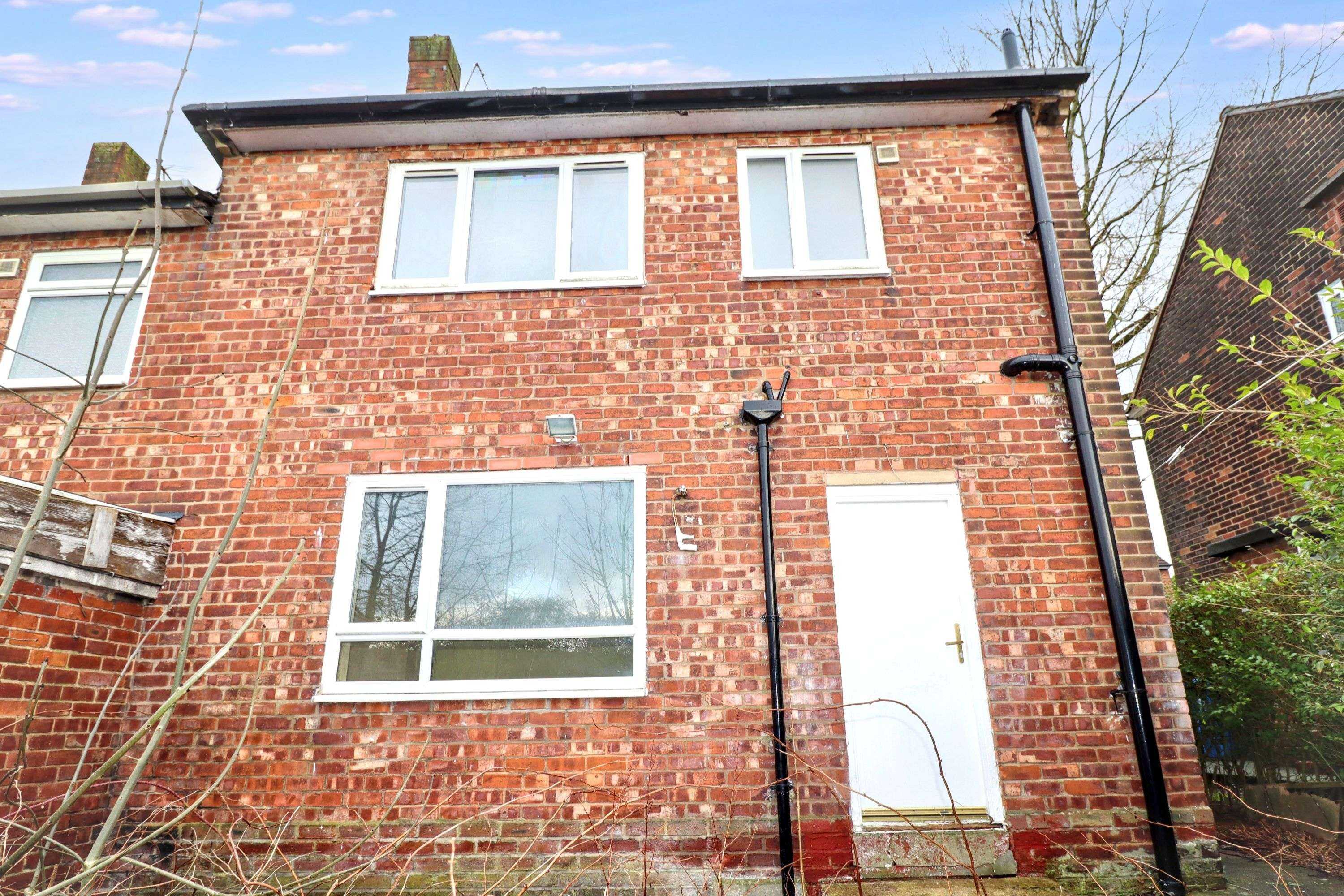44 Windermere Road, Middleton, M24 5RD