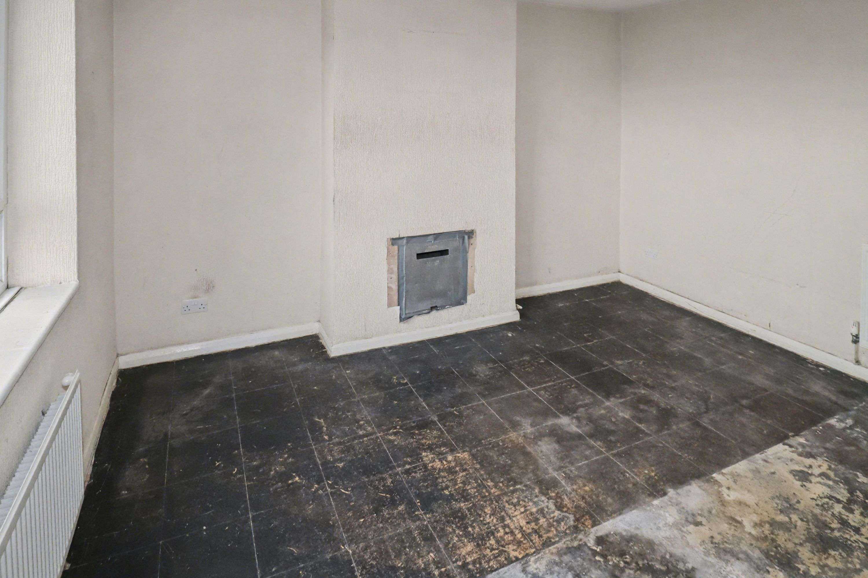 44 Windermere Road, Middleton, M24 5RD