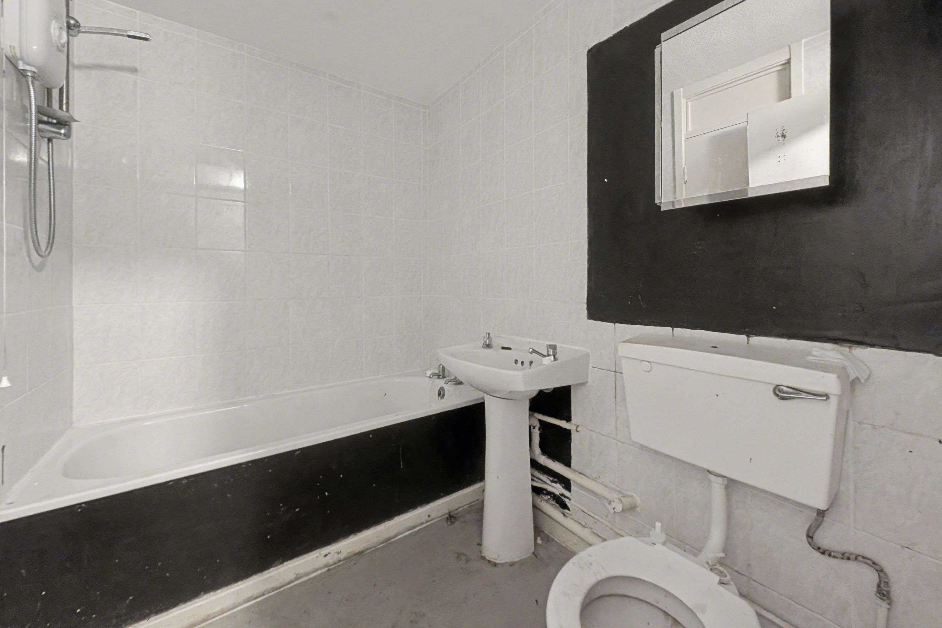 Flat 75, Benwell Close, Benwell Grange, Newcastle Upon Tyne, NE15 6RZ