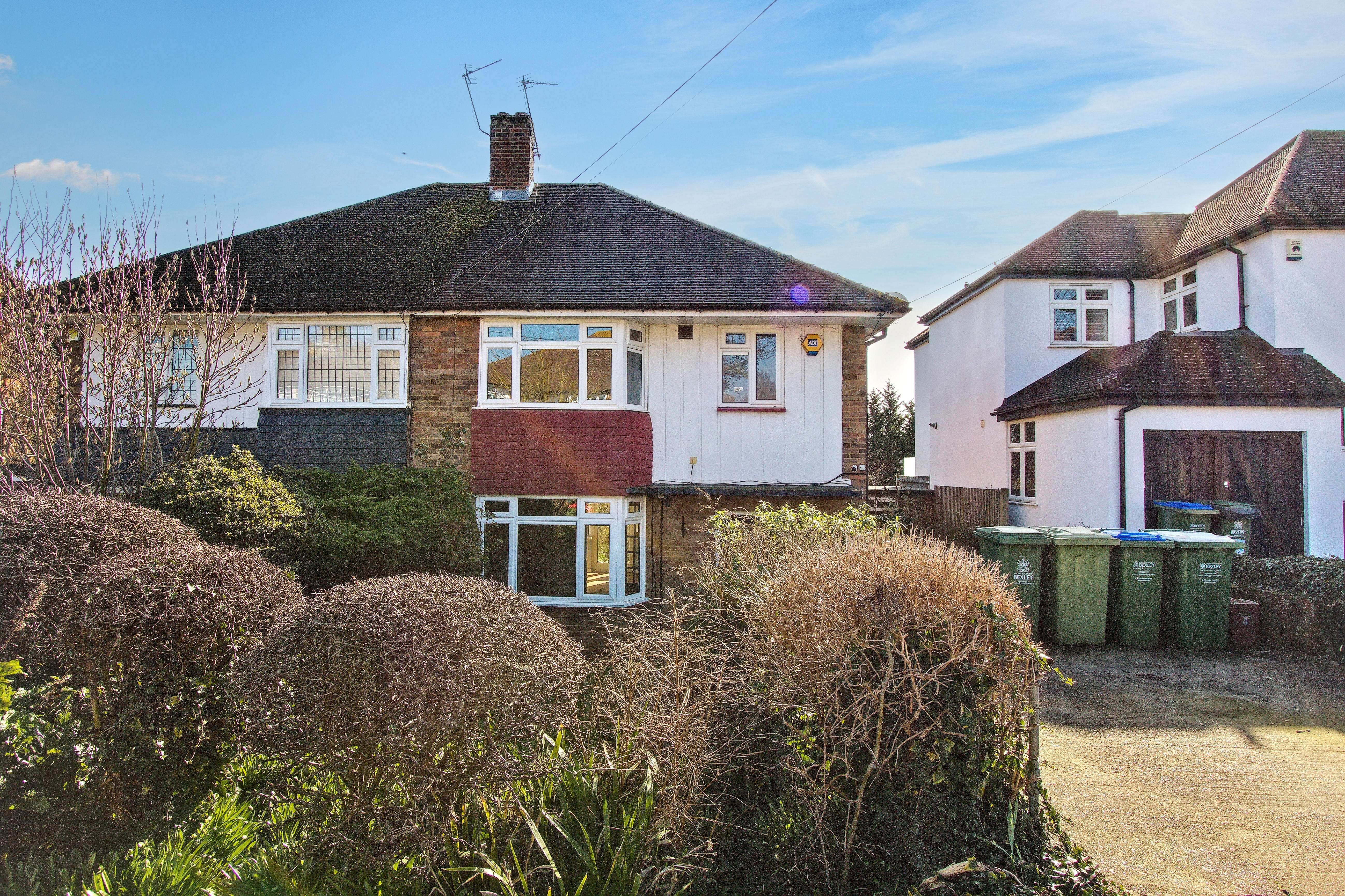 131 Glenhurst Avenue, Bexley, Kent, DA5 3QQ