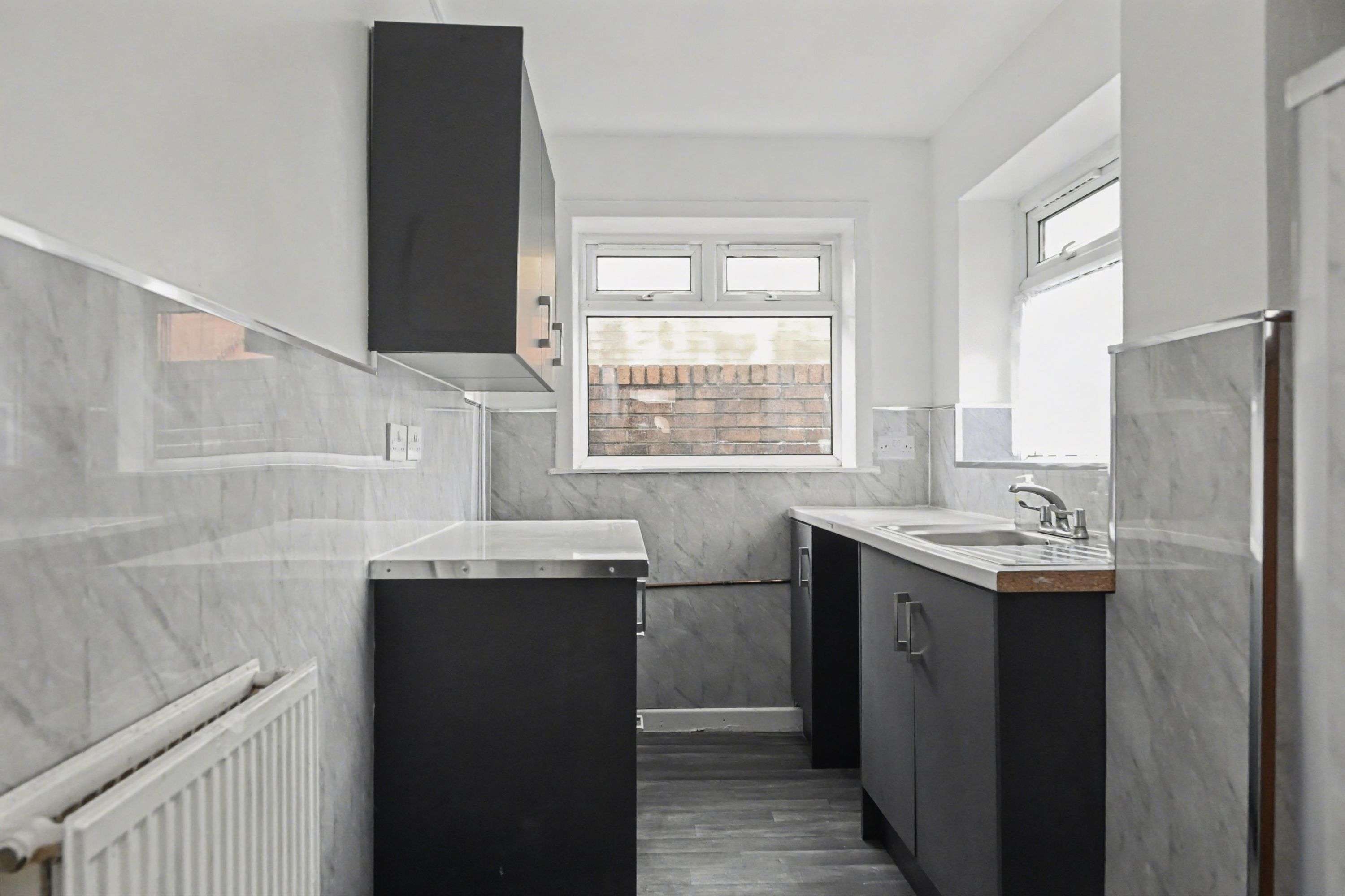 118 Johnston Street, Blackburn, Lancashire, BB2 1HY