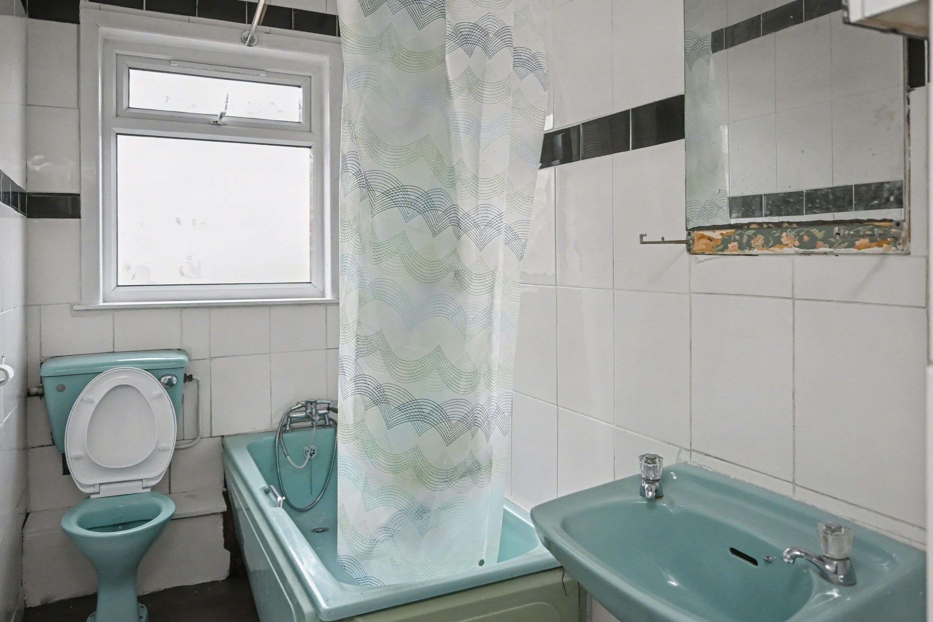 118 Johnston Street, Blackburn, Lancashire, BB2 1HY