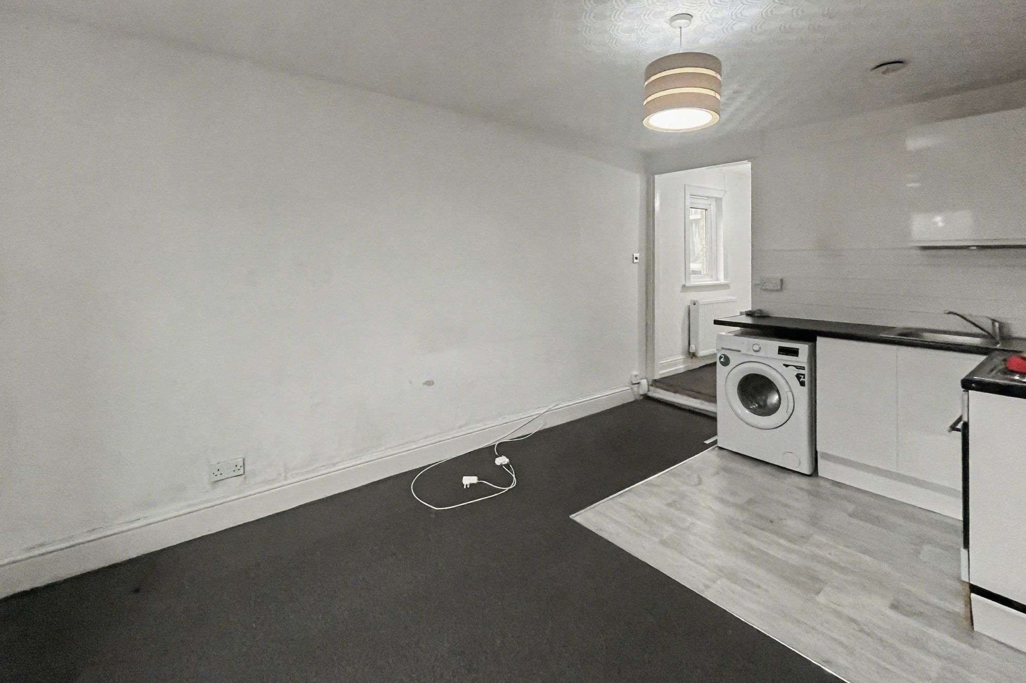 Flat 2, 7 Dunheved Road South Thornton Heath CR7 6AD