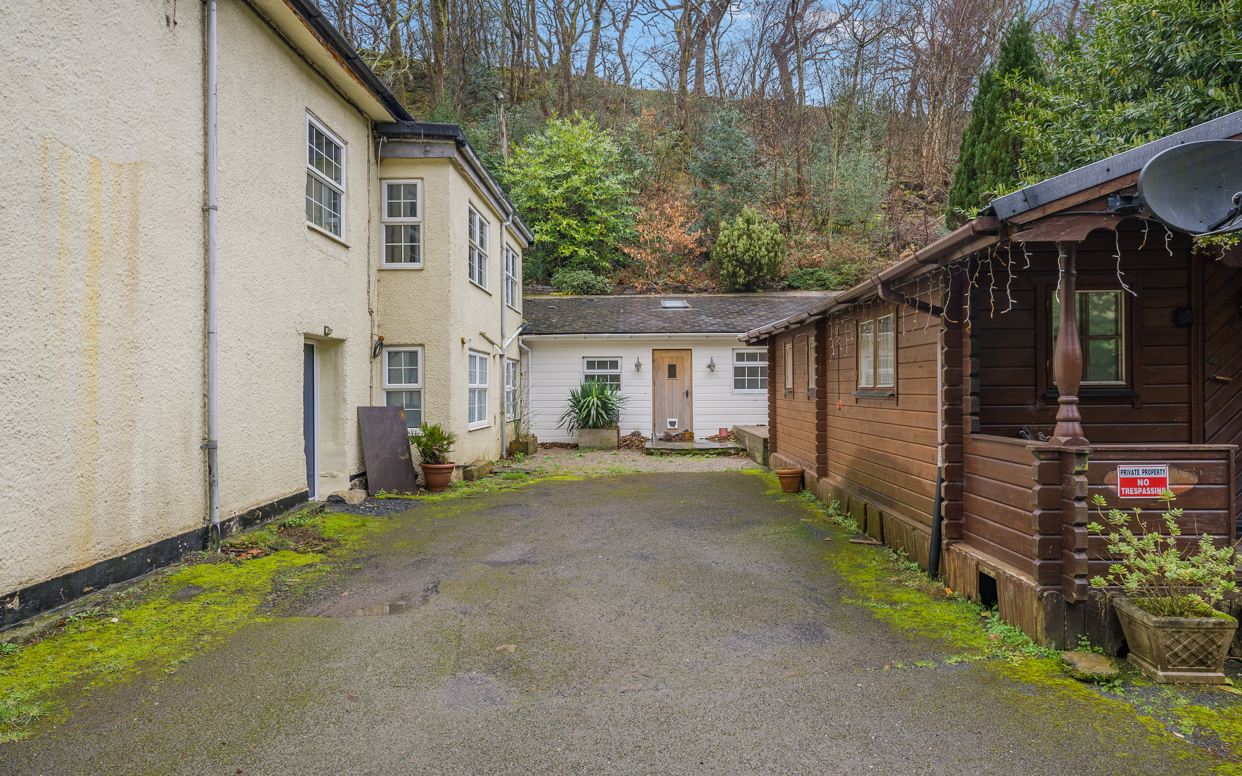 Panteinion Hall, Ffordd Panteinion, Friog, Fairbourne, Gwynedd, LL38 2TJ