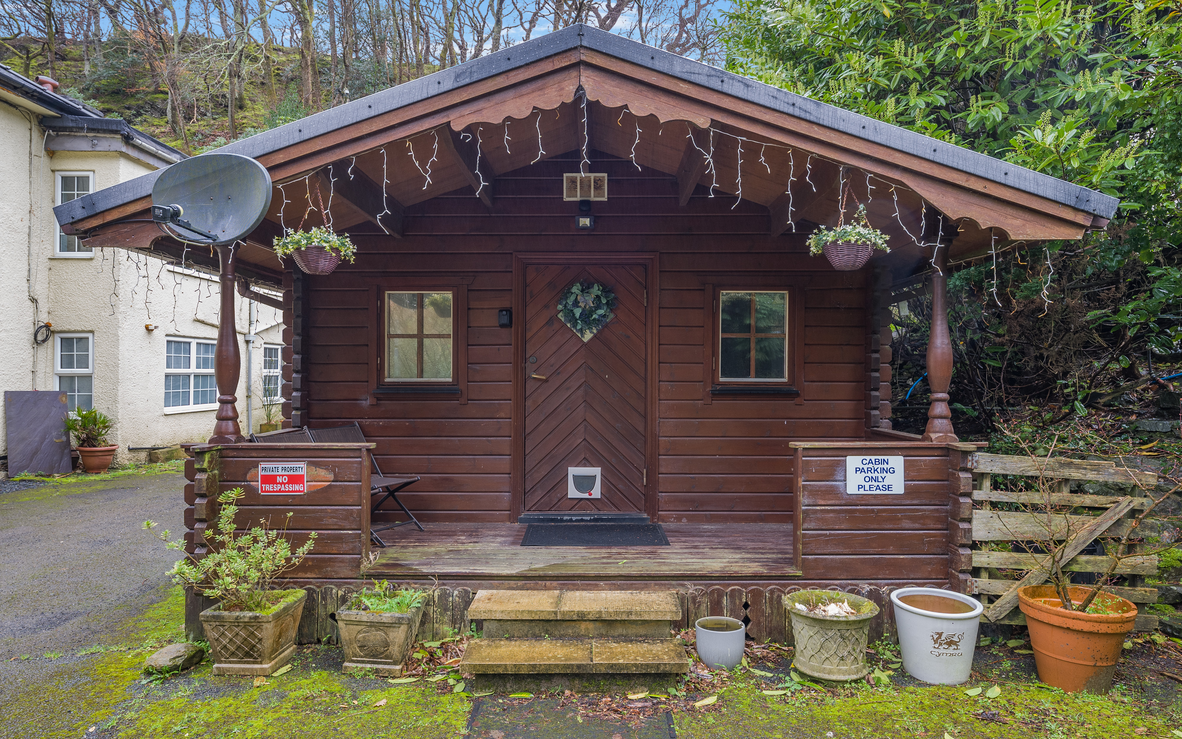 Panteinion Hall, Ffordd Panteinion, Friog, Fairbourne, Gwynedd, LL38 2TJ