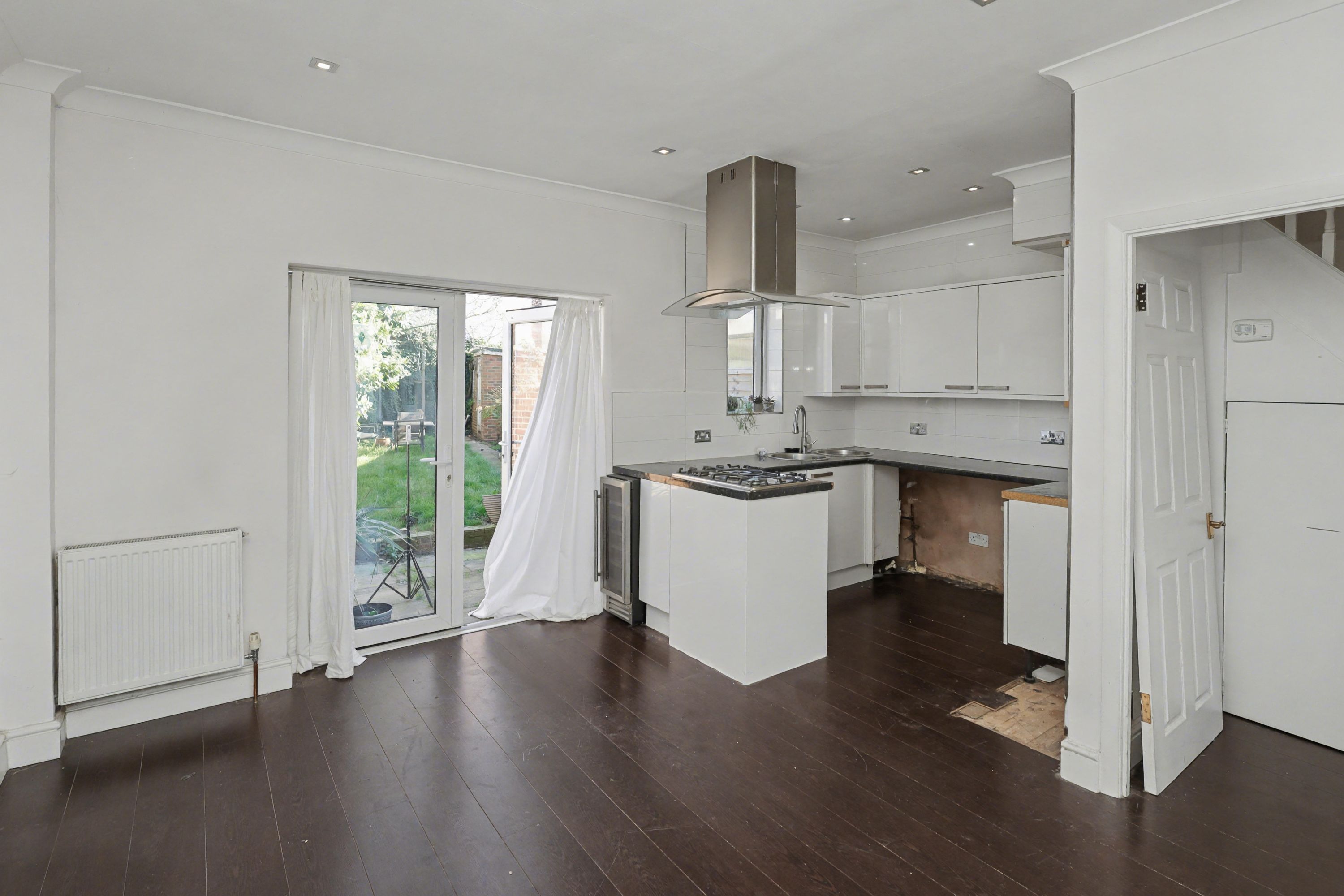 118 Lodge Crescent, Waltham Cross, Hertfordshire, EN8 8BJ