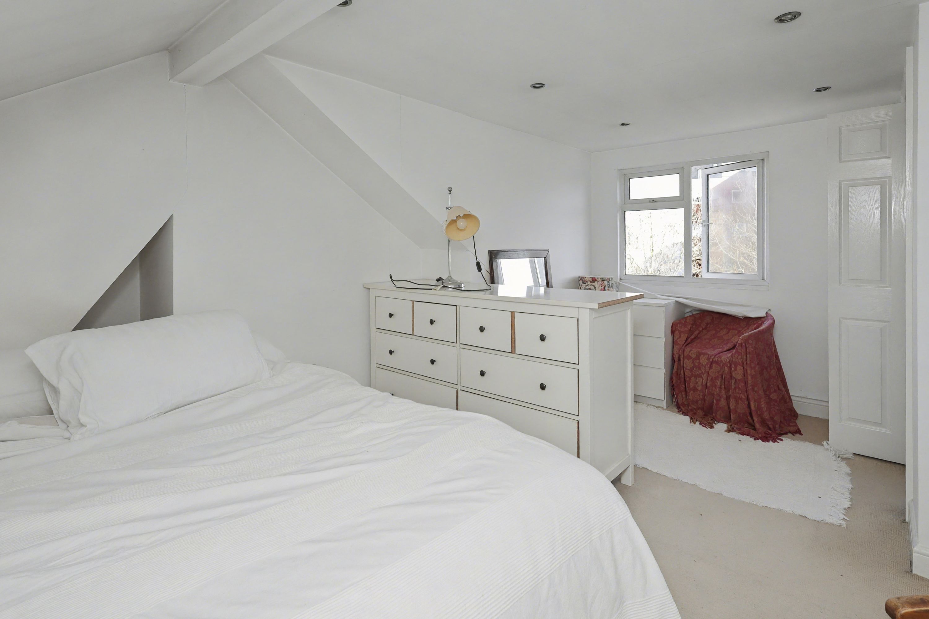 118 Lodge Crescent, Waltham Cross, Hertfordshire, EN8 8BJ