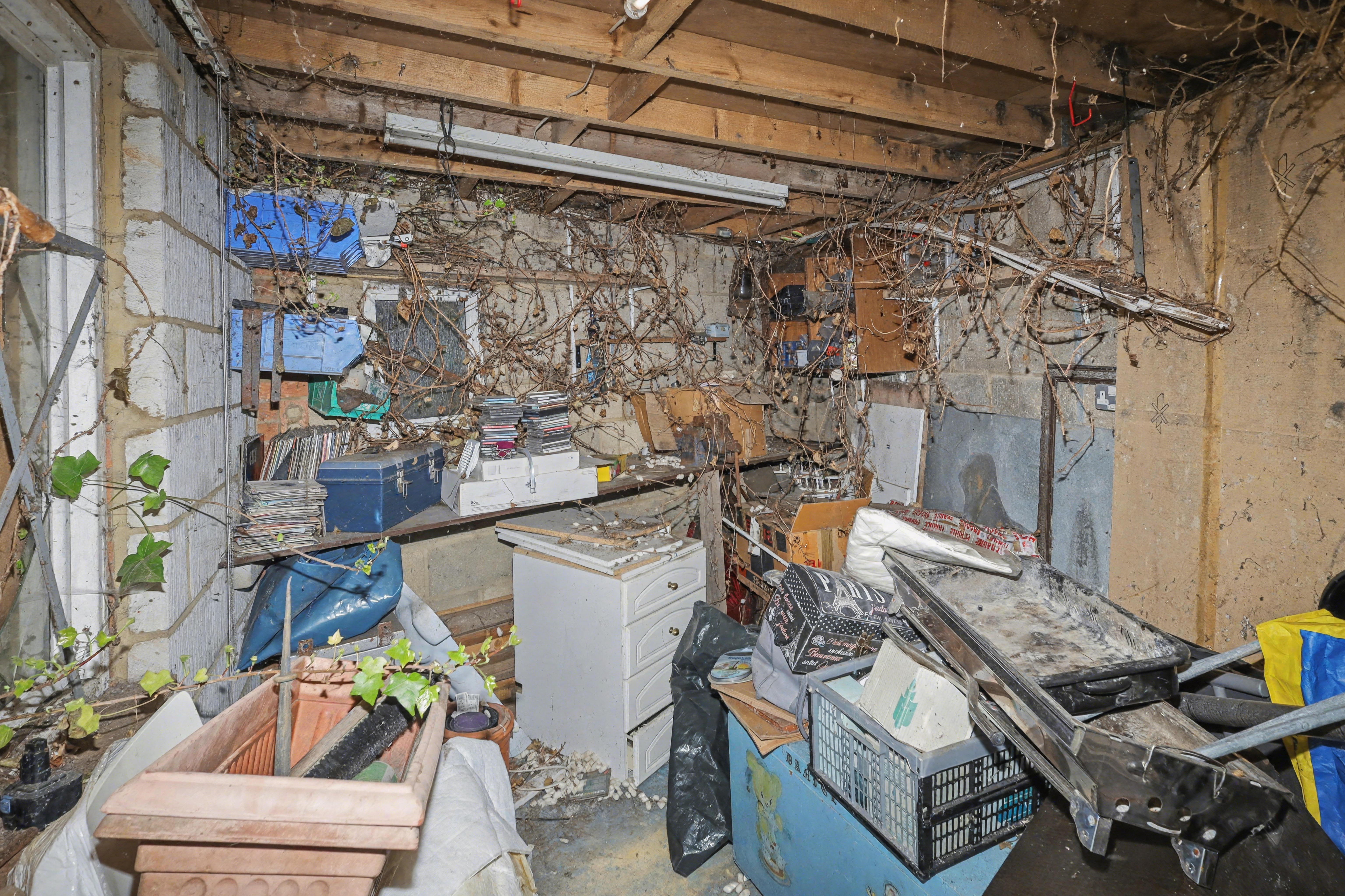 118 Lodge Crescent, Waltham Cross, Hertfordshire, EN8 8BJ