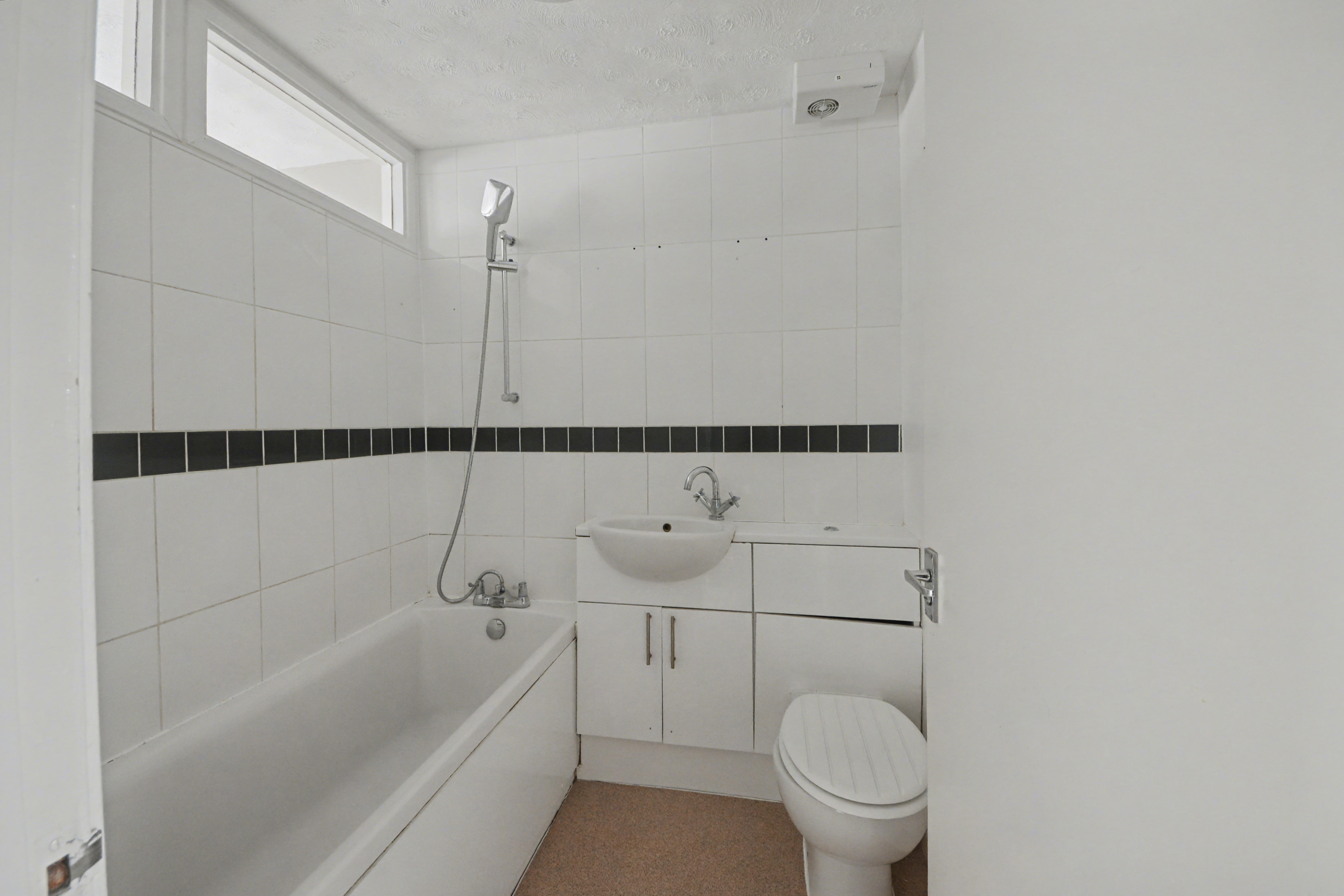 25 Symonds Green Road, Symonds Green, Stevenage, SG1 2HA