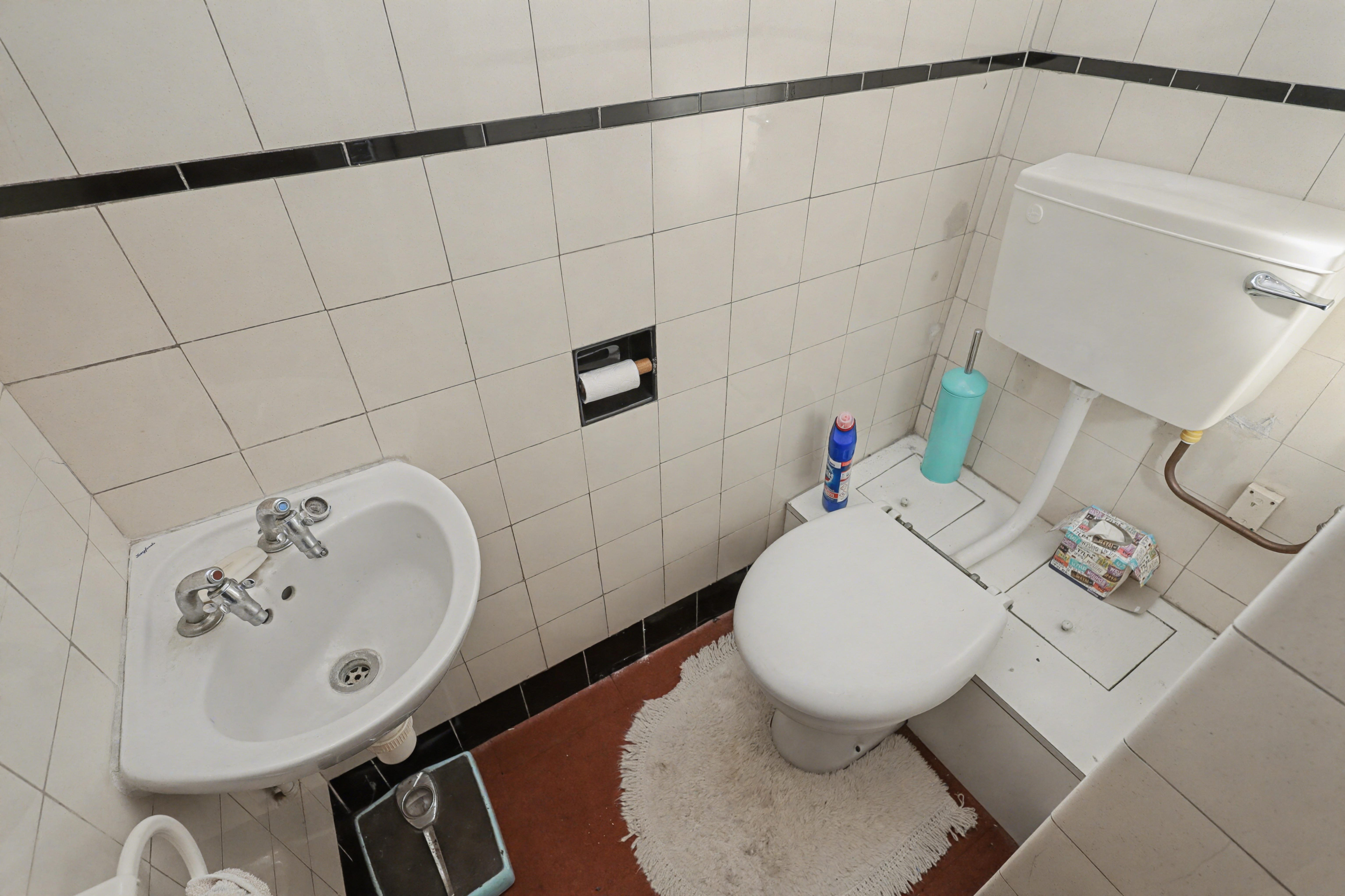 48 Clay Hill, Enfield, EN2 9AW