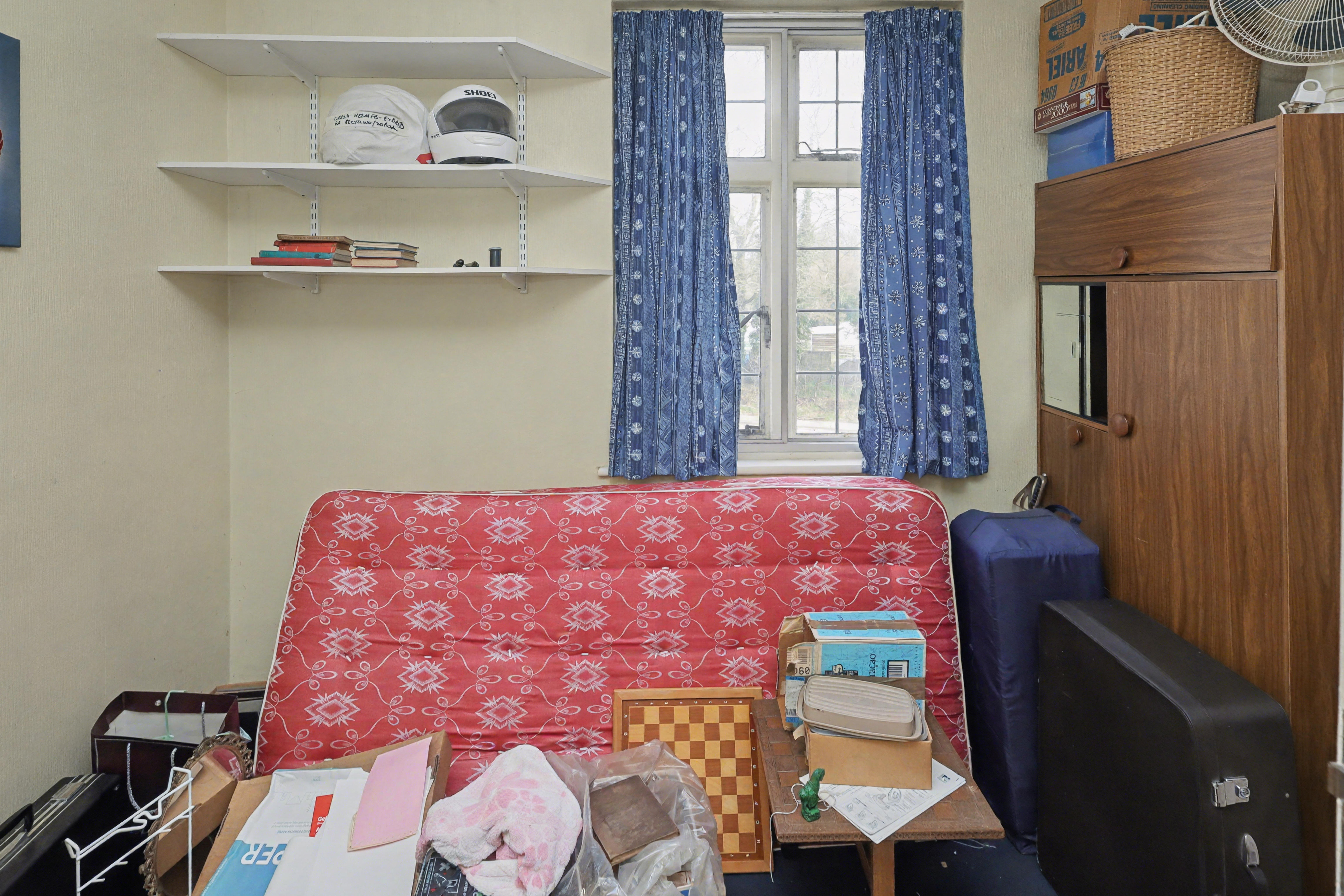 48 Clay Hill, Enfield, EN2 9AW