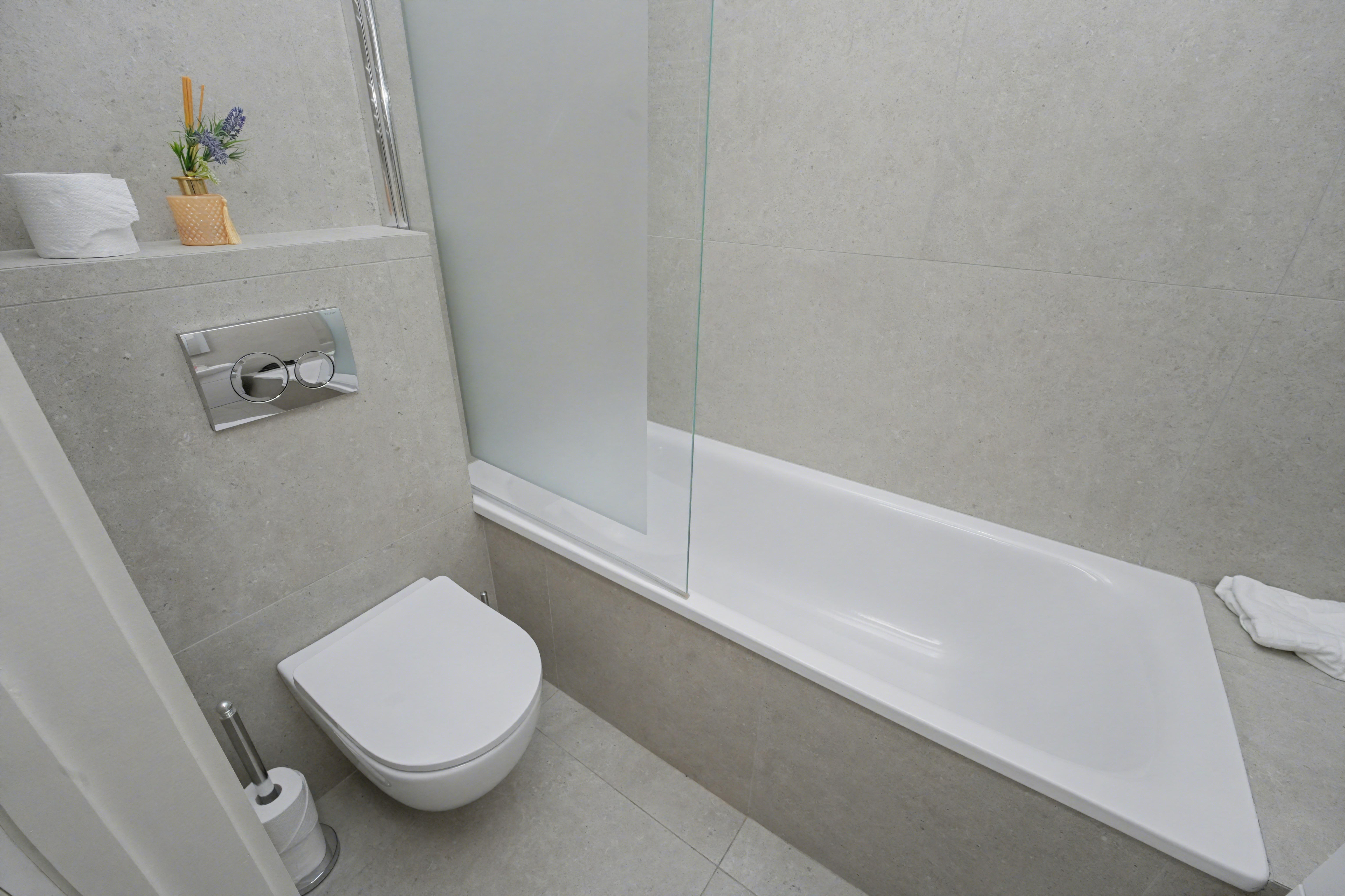 12 Connaught Close, Hyde Park Estate, London W2 2AD
