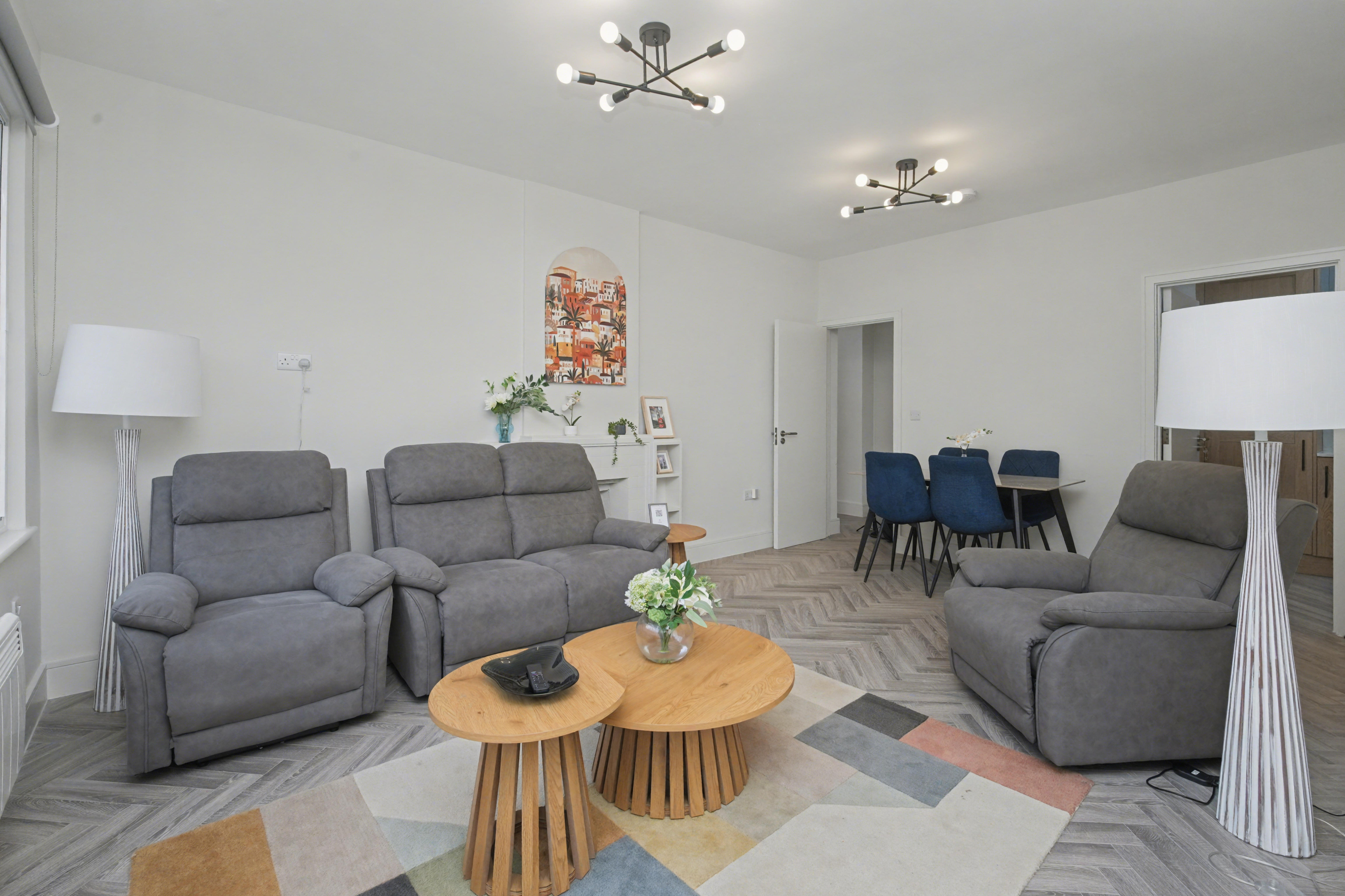 12 Connaught Close, Hyde Park Estate, London W2 2AD