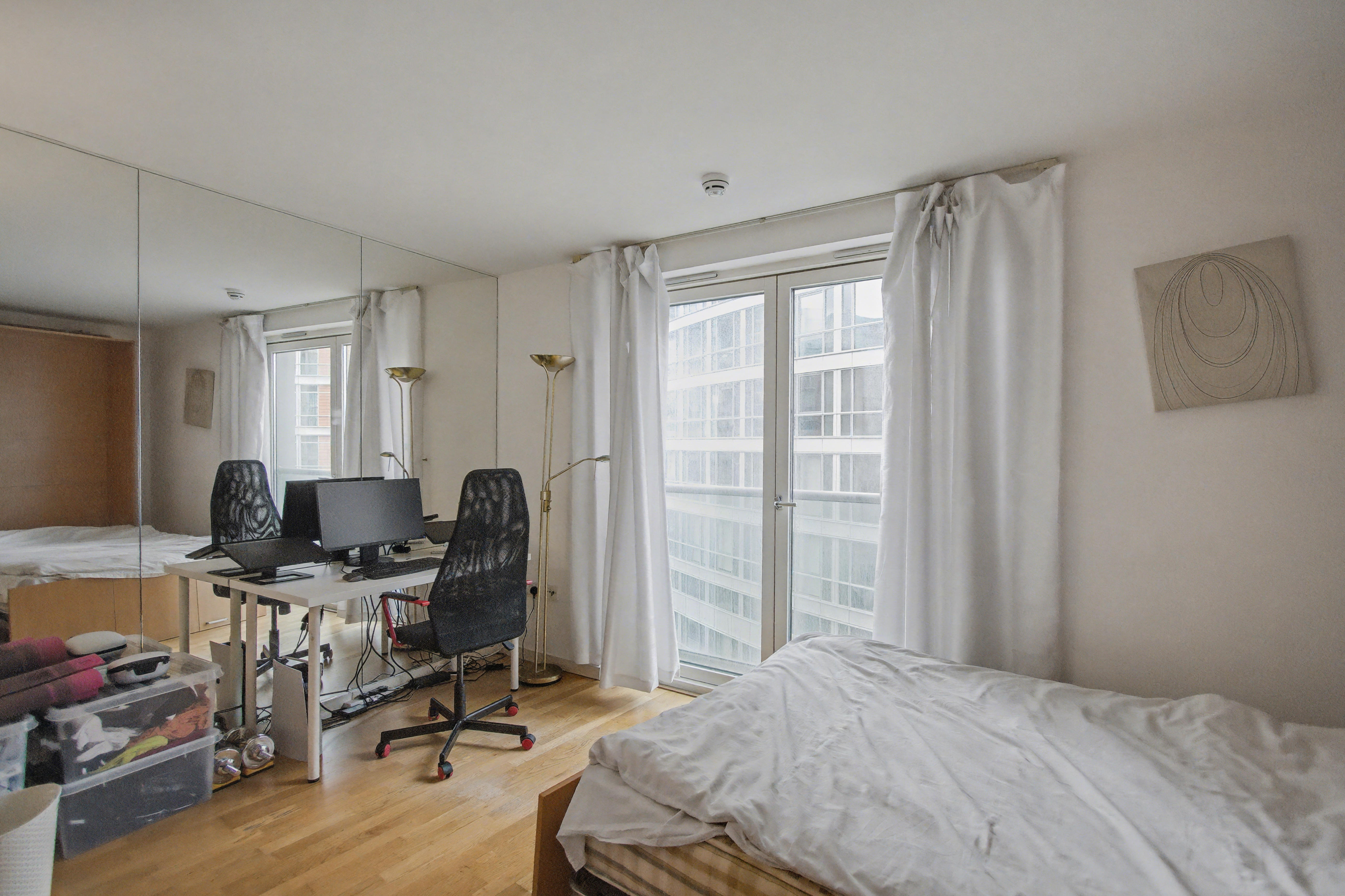 524 New Providence Wharf, 1 Fairmont Avenue, Canary Wharf, London, E14 9PL